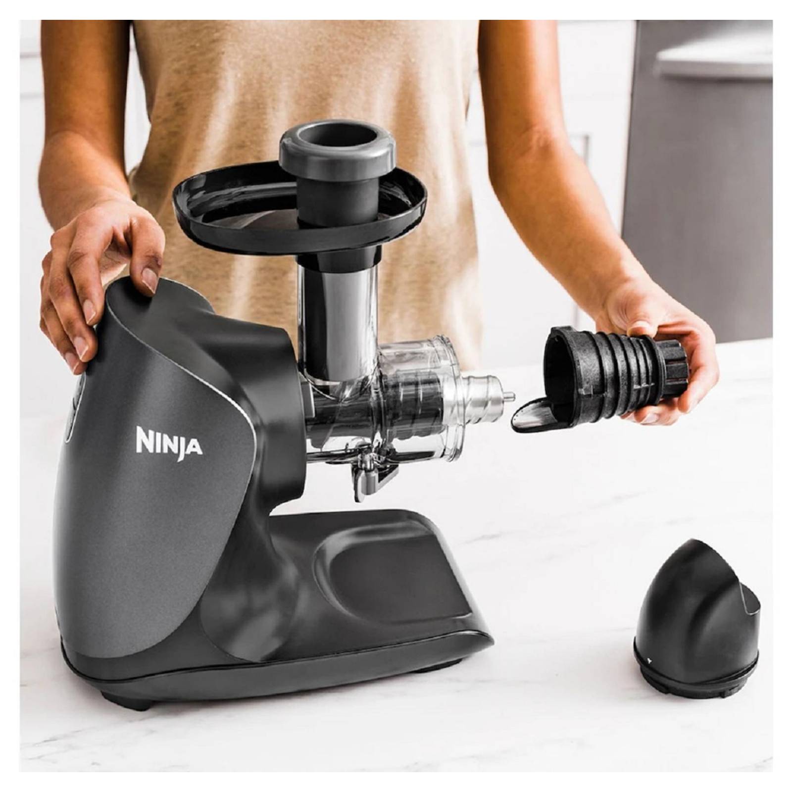 Extractor Y Exprimidor De Jugos Ninja Jc101 Profesional 