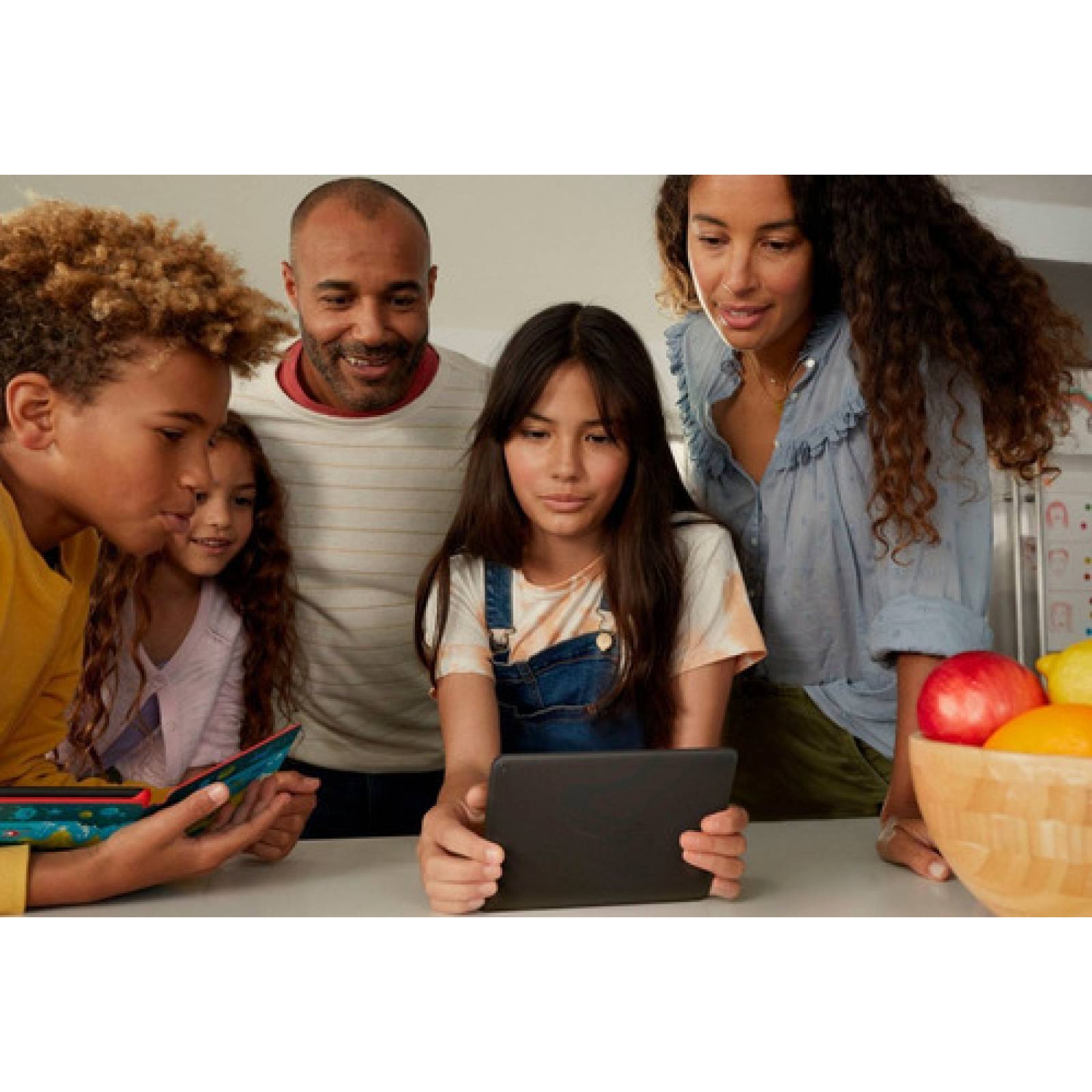 Tablet Amazon Fire Hd 8 2022 32 Gb Ram Wifi 8 Pulgadas Negra