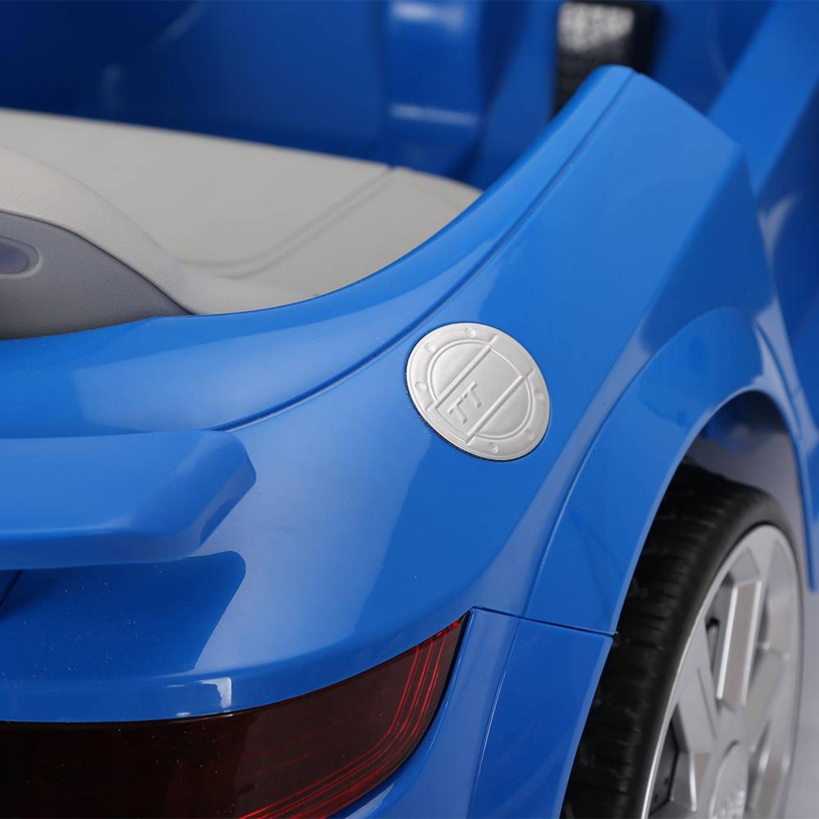 Carro montable eléctrico AUDI TT RS (CL) Unitalla Azul claro