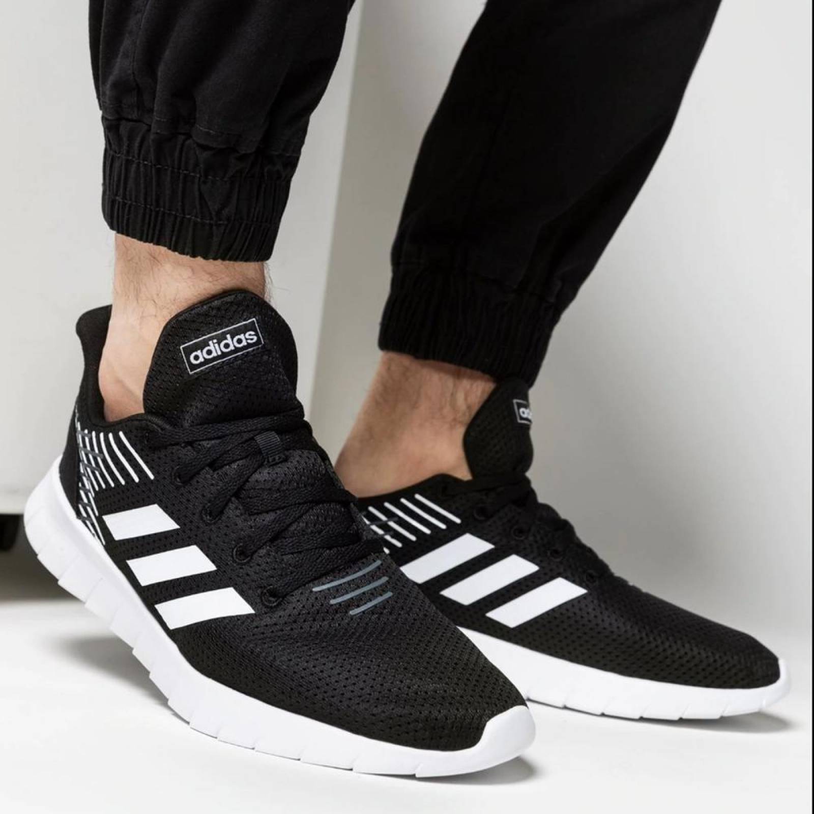 Tenis Adidas Asweerun - F36331 - Negro - Hombre 