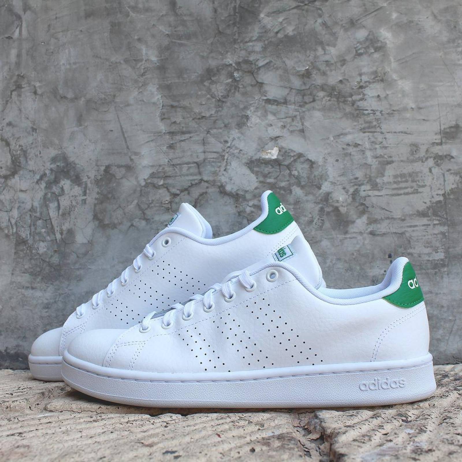 Tenis Adidas Advantage - F36424 - Blanco - Hombre 