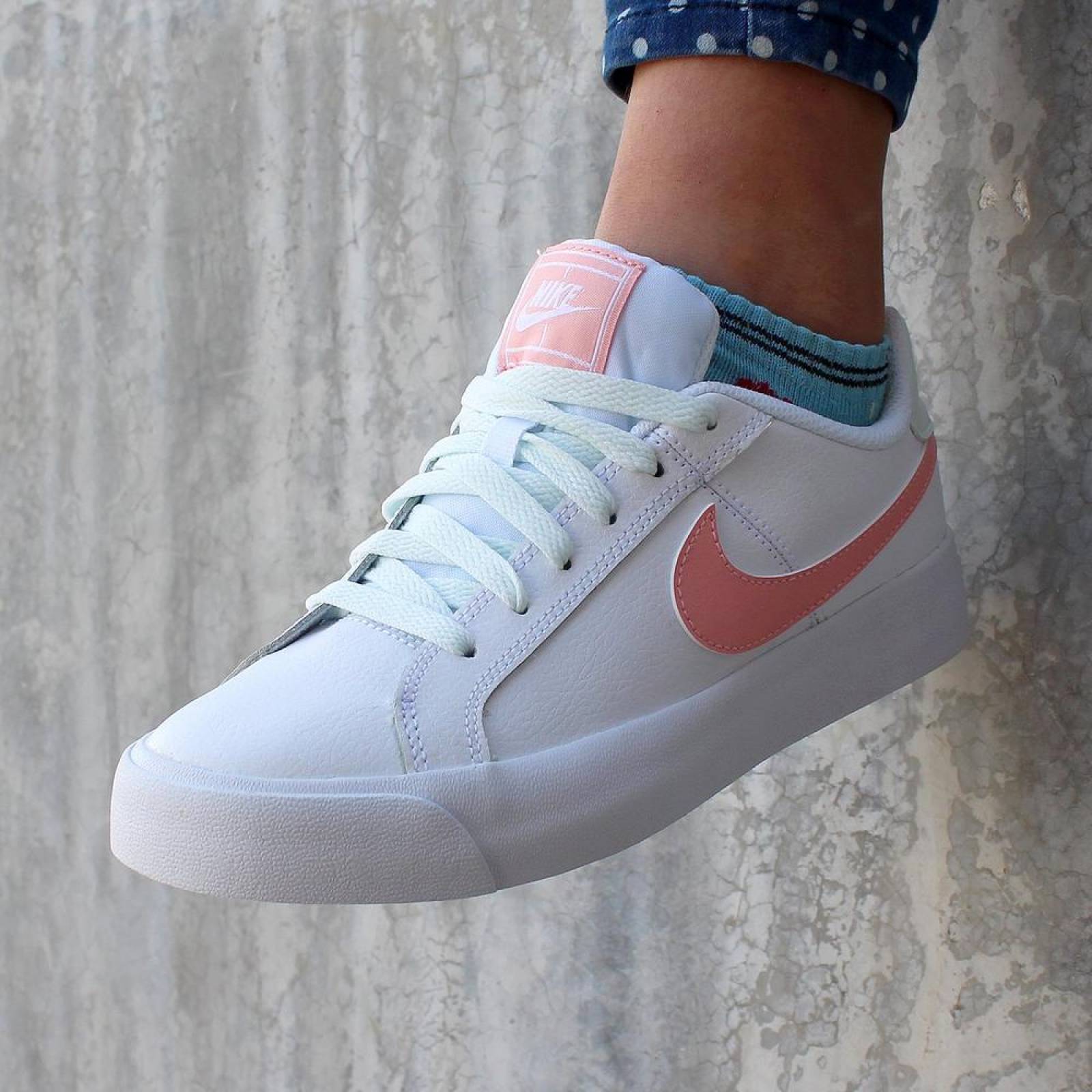 Tenis Nike Court Royale AC - AO2810107 - Blanco - Mujer 