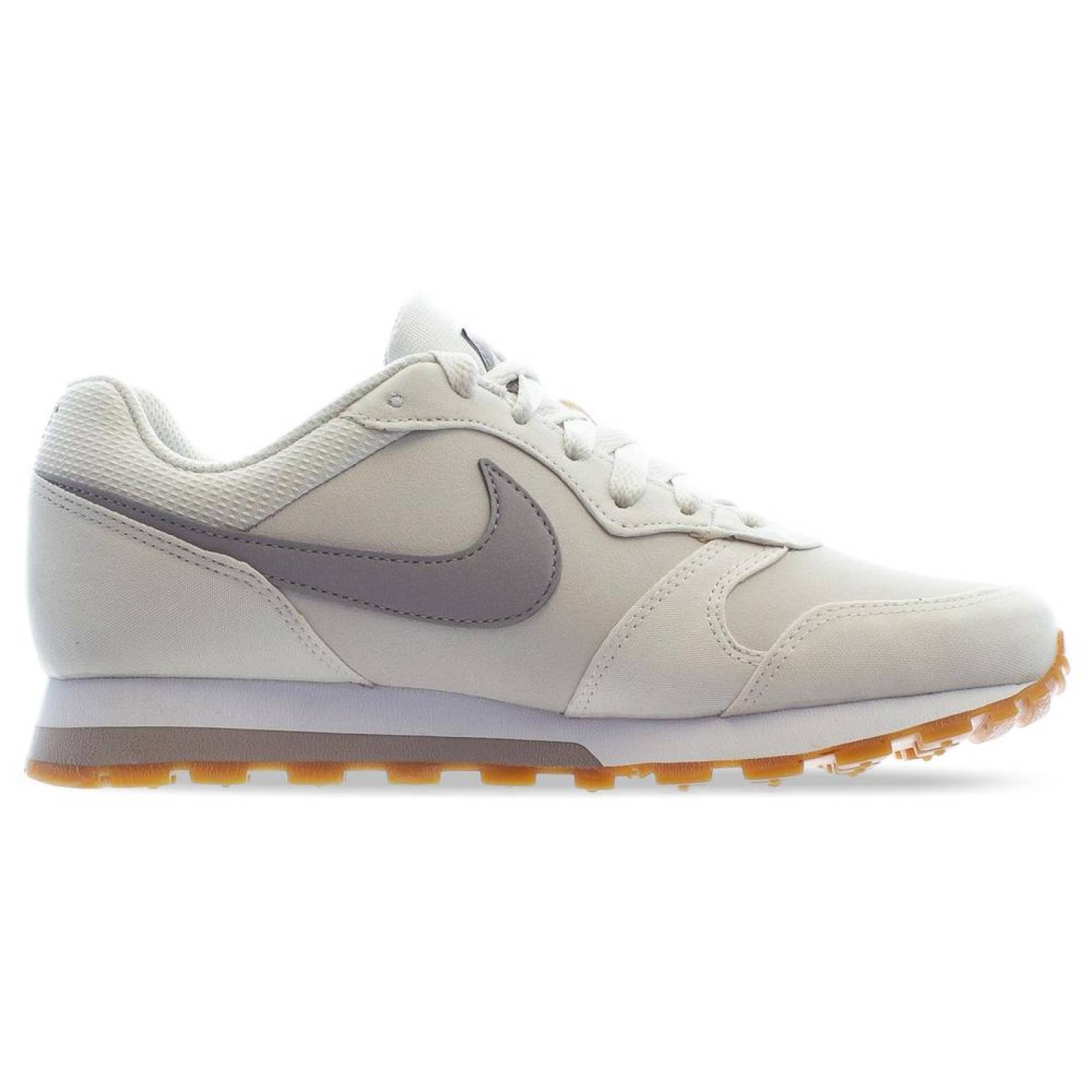 Tenis Nike MD Runner 2 SE - AQ9121004 - Blanco Nacar - Mujer 