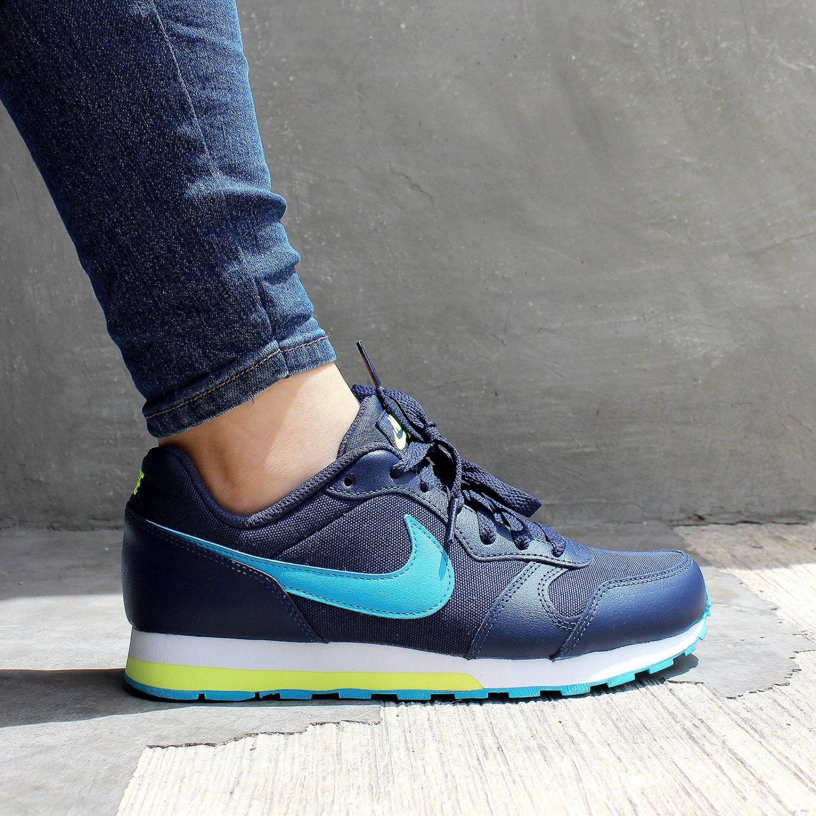 Tenis Nike MD Runner 2 GS - 807316415 - Azul Marino - Joven