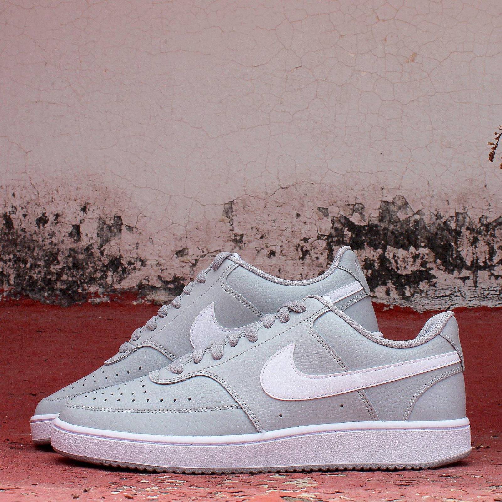 Tenis Nike Court Vision Low - CD5463003 - Gris - Hombre 