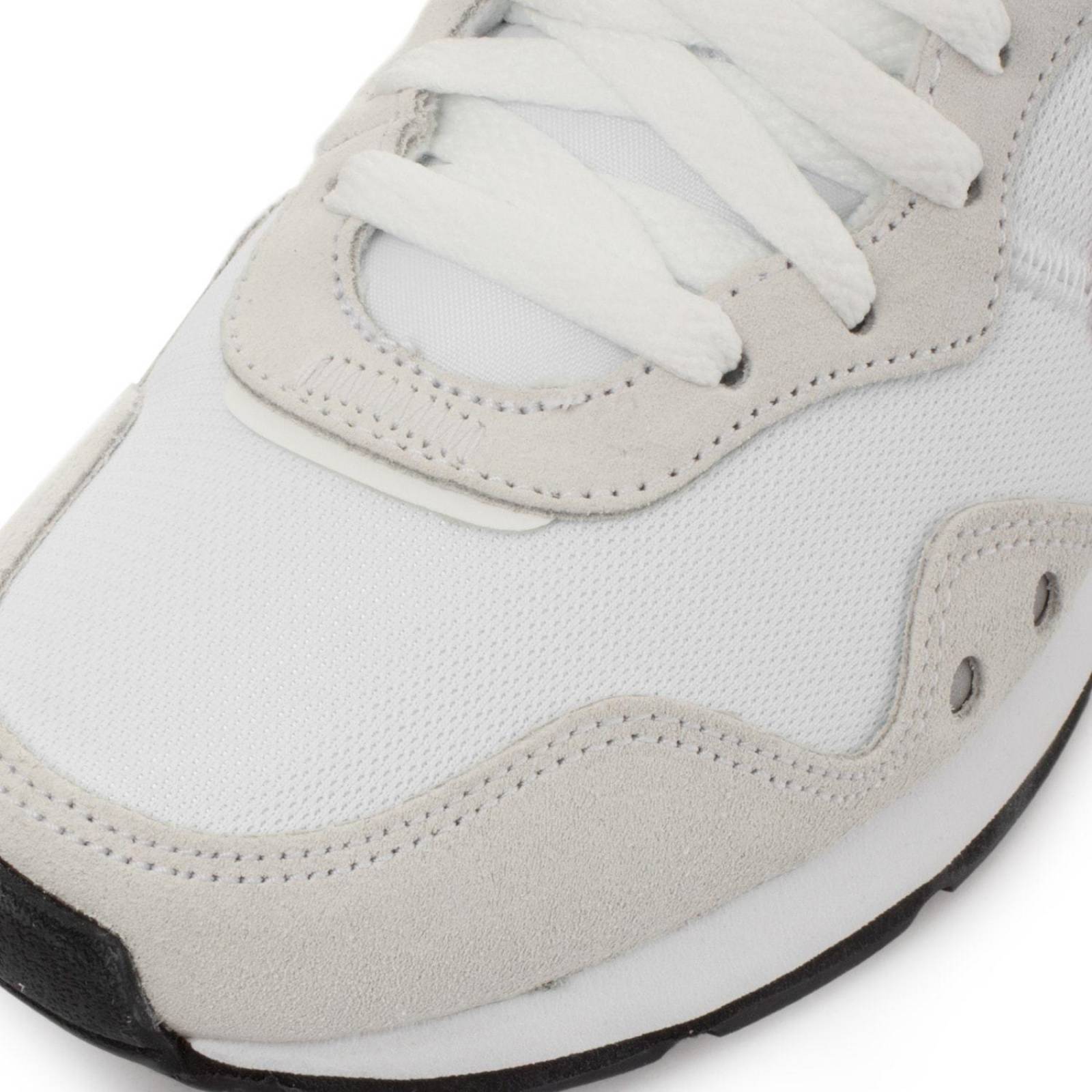 Tenis Nike Venture Runner - CK2948100 - Blanco - Mujer