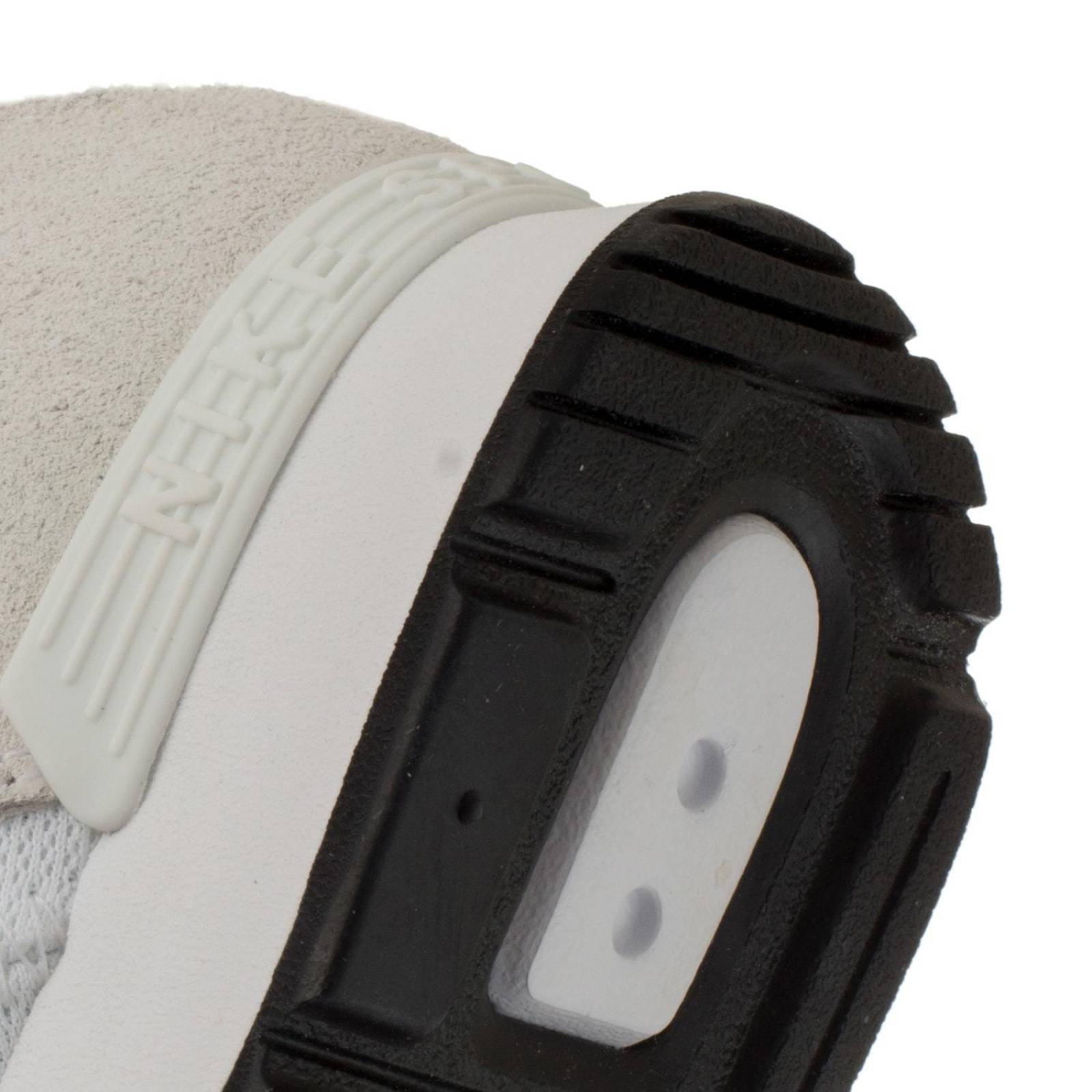 Tenis Nike Venture Runner - CK2948100 - Blanco - Mujer