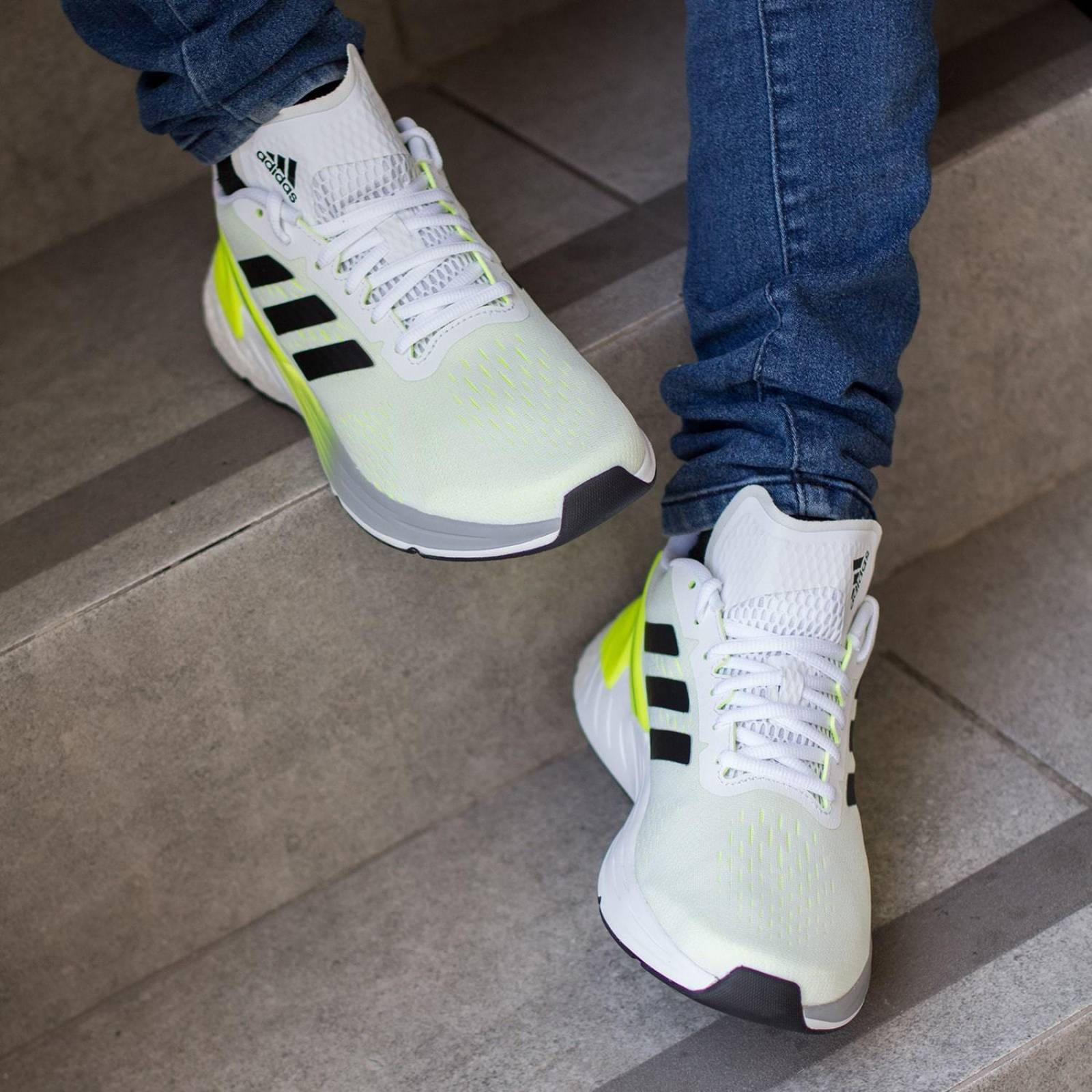 Tenis Adidas Response Super - FY8749 - Blanco - Hombre