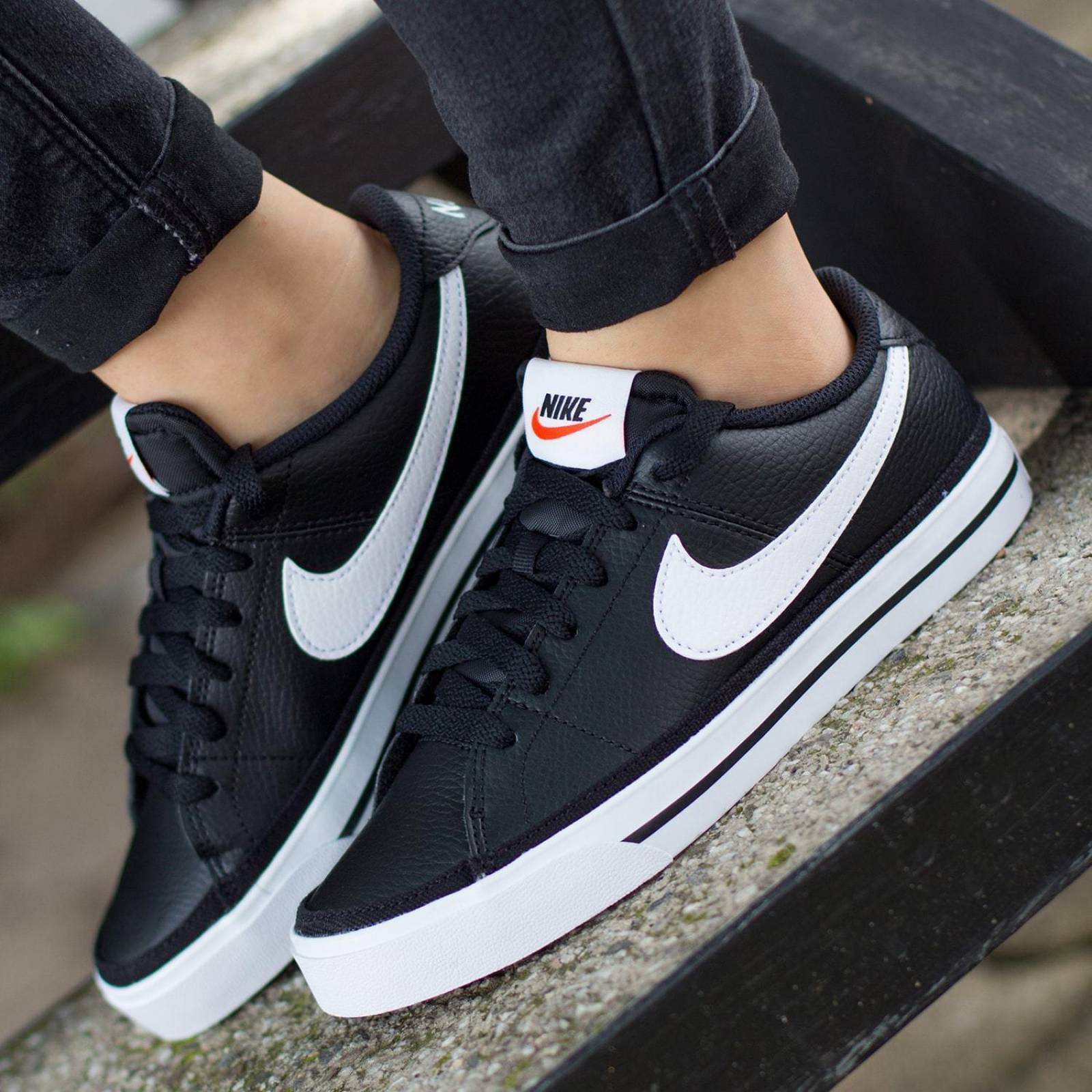 Tenis Nike Court Legacy - CU4149001 - Negro - Mujer 