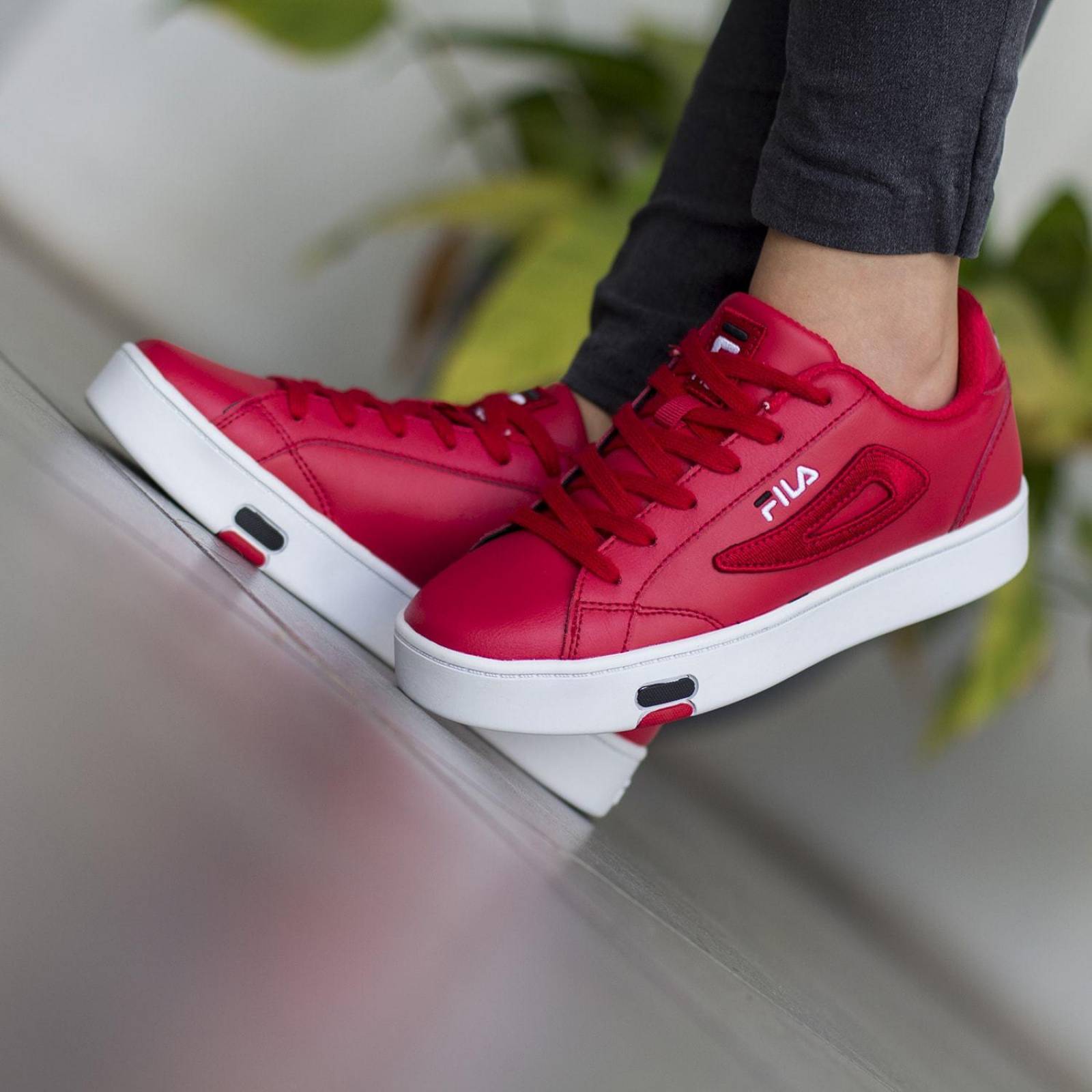 Tenis Fila Court 5CM01055601 Rojo Mujer