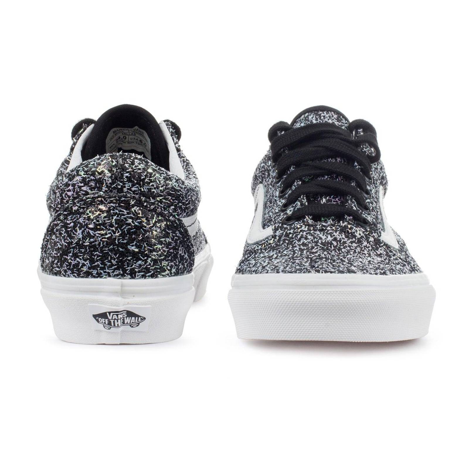 Tenis Vans Old Skool - 5KRF8N9 - Negro - Mujer 