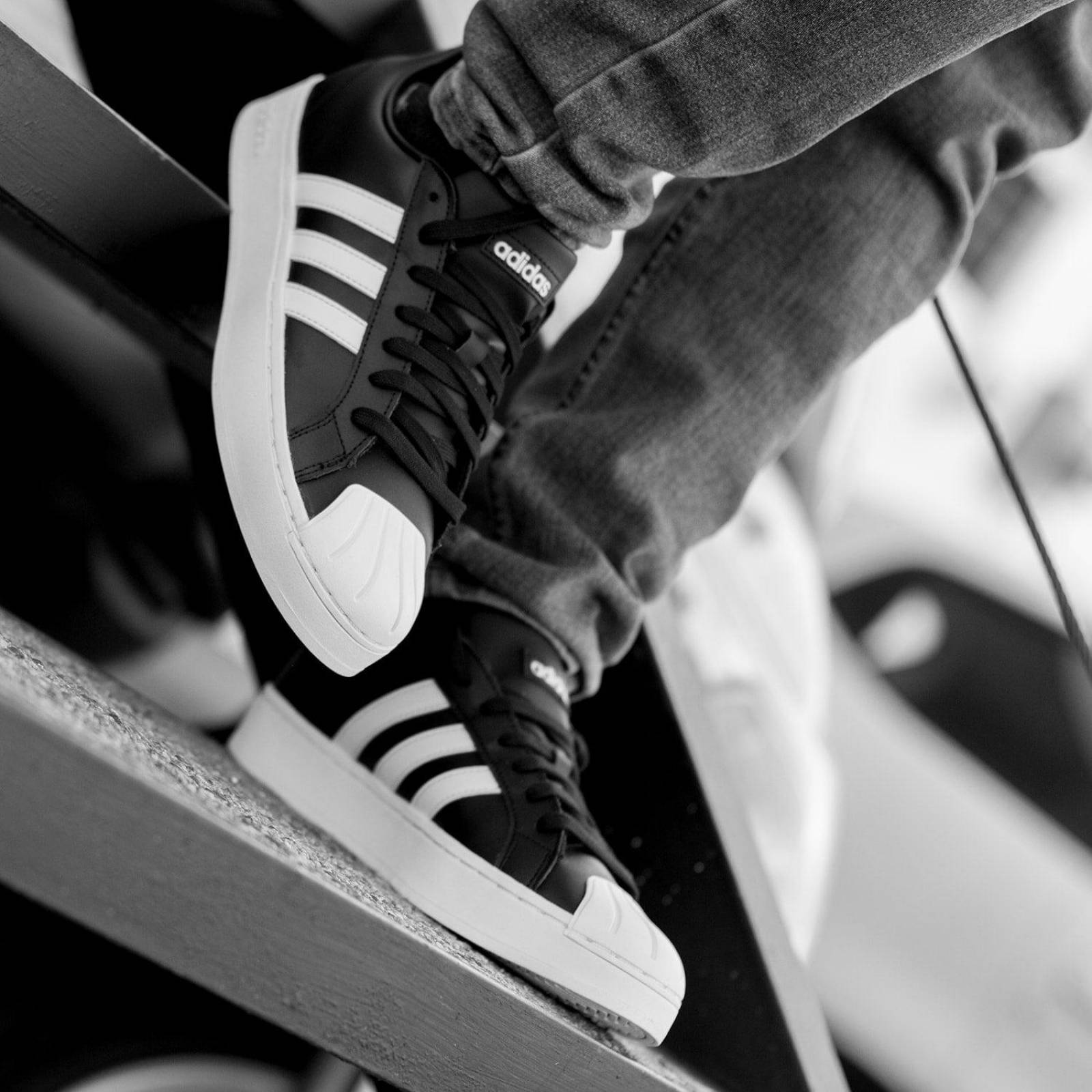 Tenis Adidas Streetcheck - GW5489 - Negro - Hombre