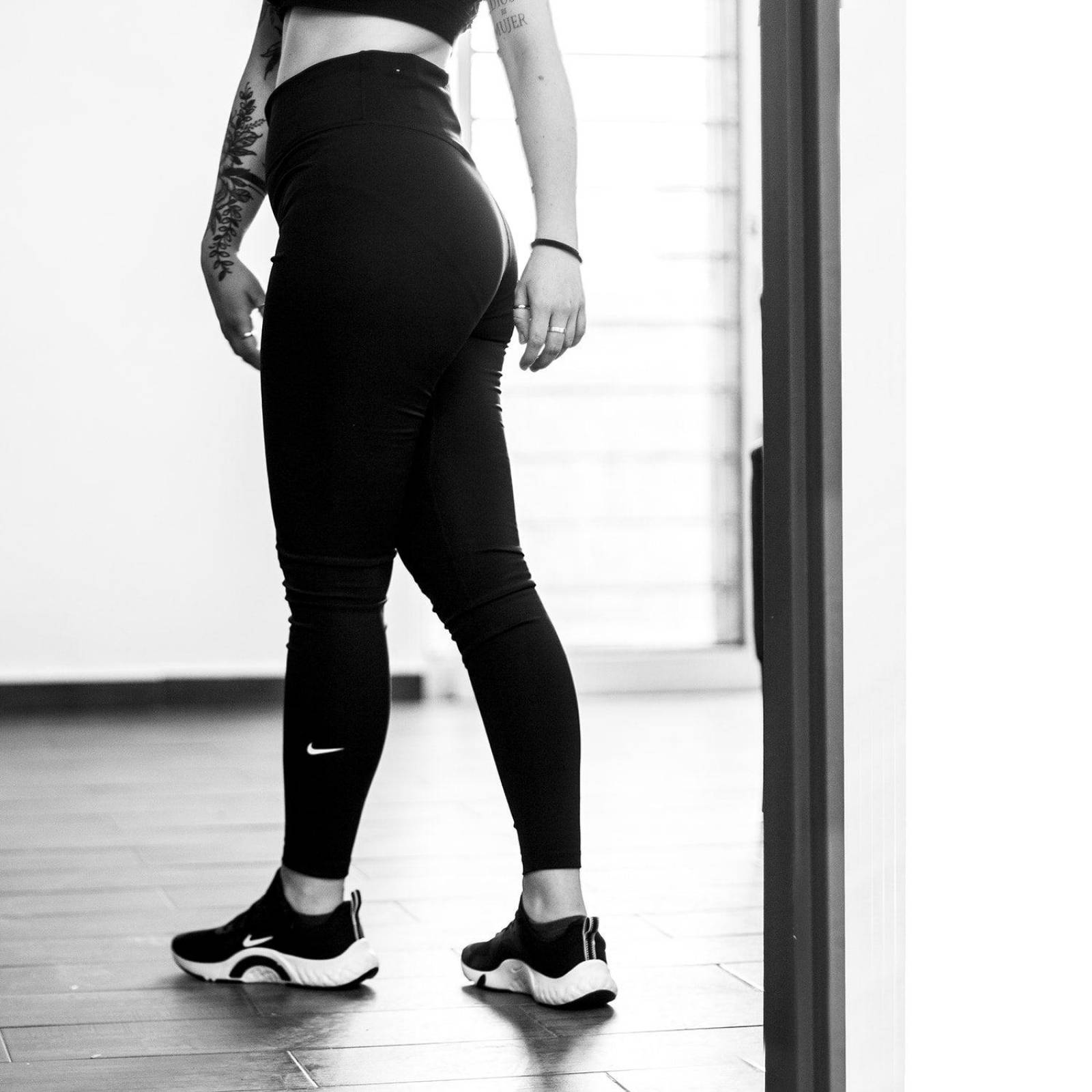 Leggings Nike Dry-Fit One MR - DD0252010 - Negro - Mujer