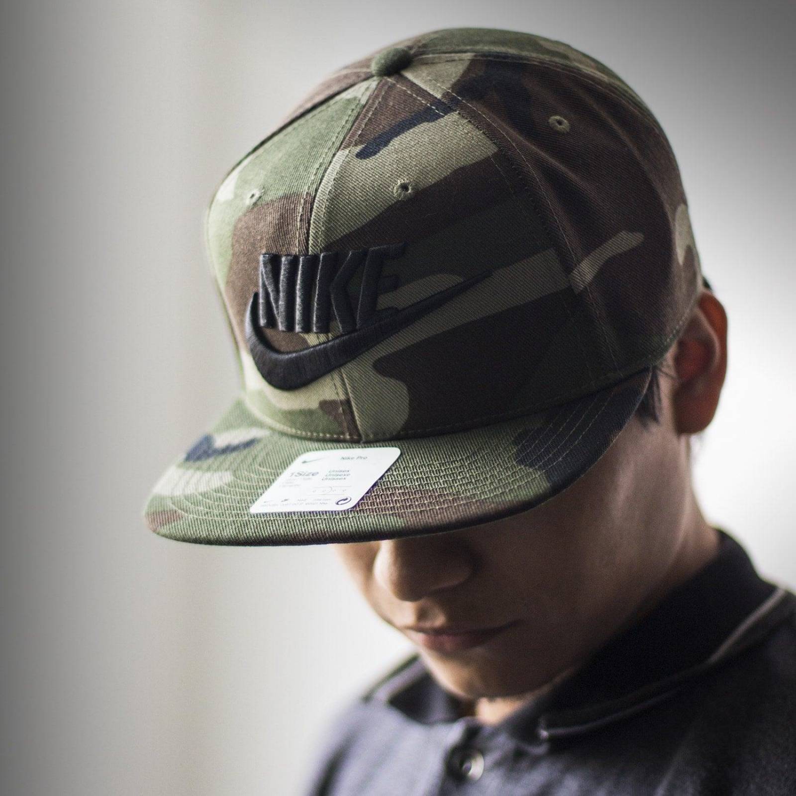 Gorra Nike Futura Camo - DC3972222 - Verde Oliva - Unisex 