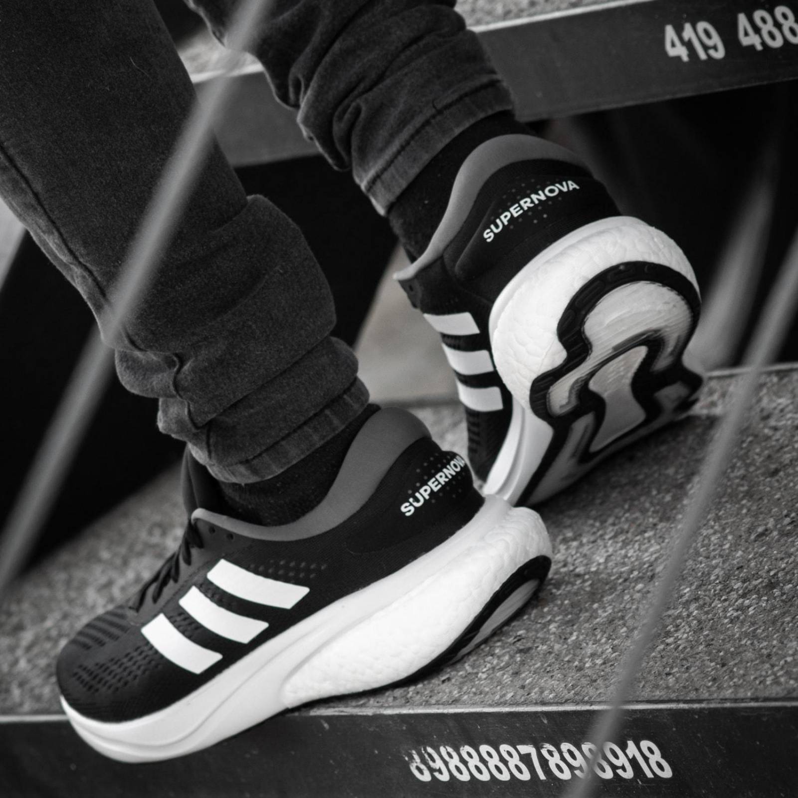 Tenis Adidas Supernova 2 M - GW9088 - Negro - Hombre 