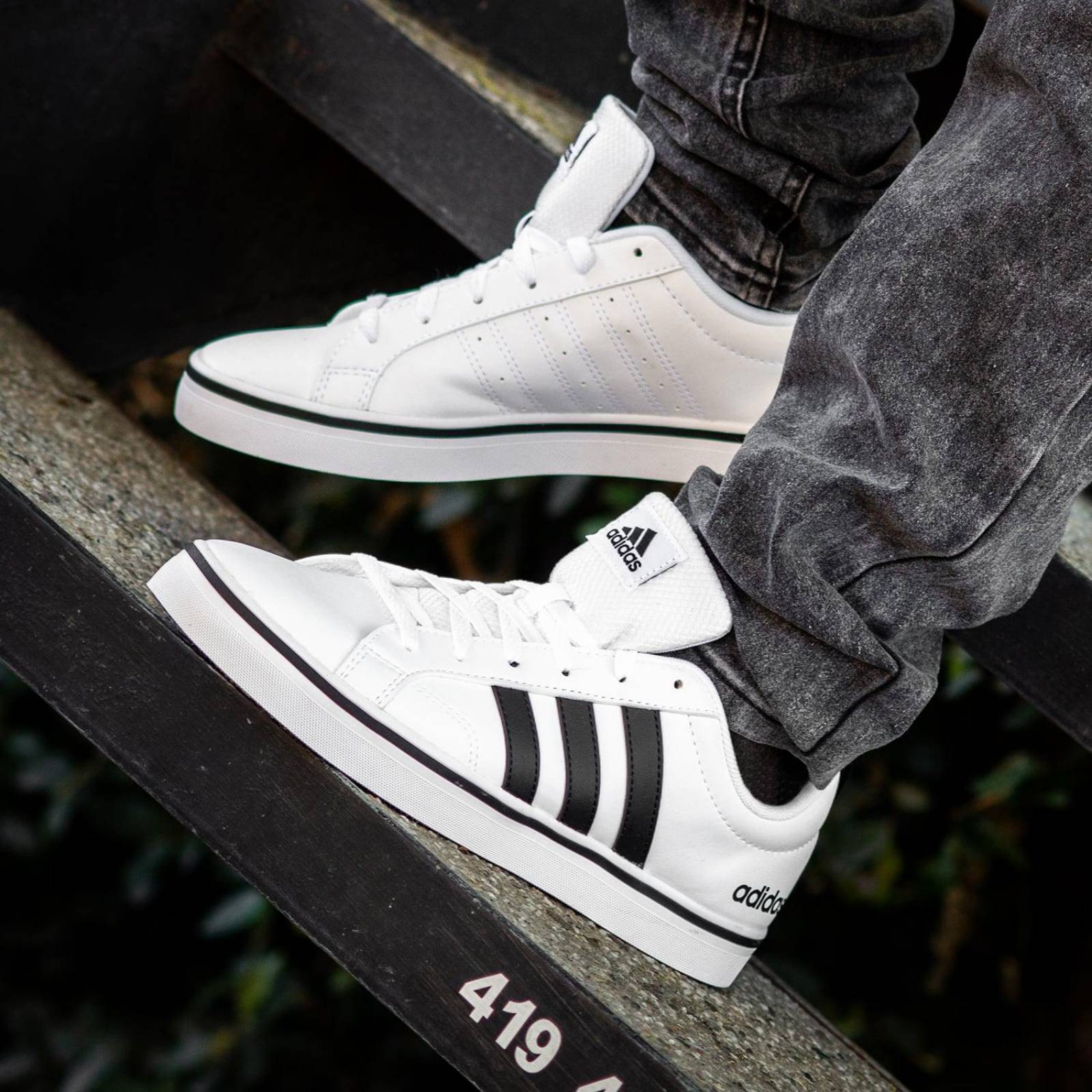 Tenis Adidas VS Pace 2.0 - HP6010 - Blanco - Hombre 