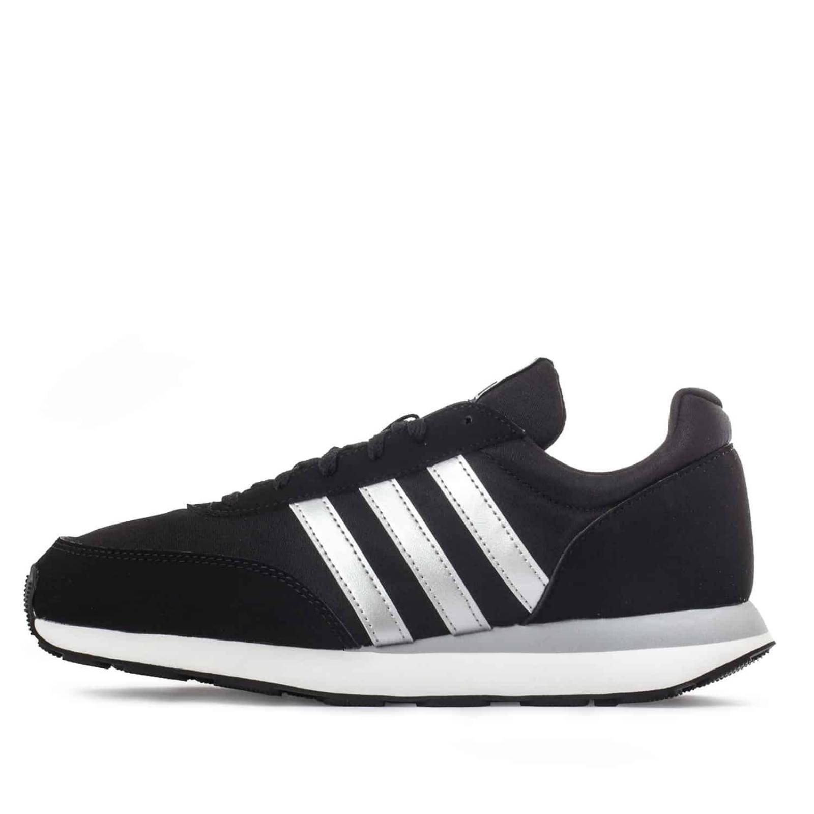 Adidas 5923 hotsell negras letra