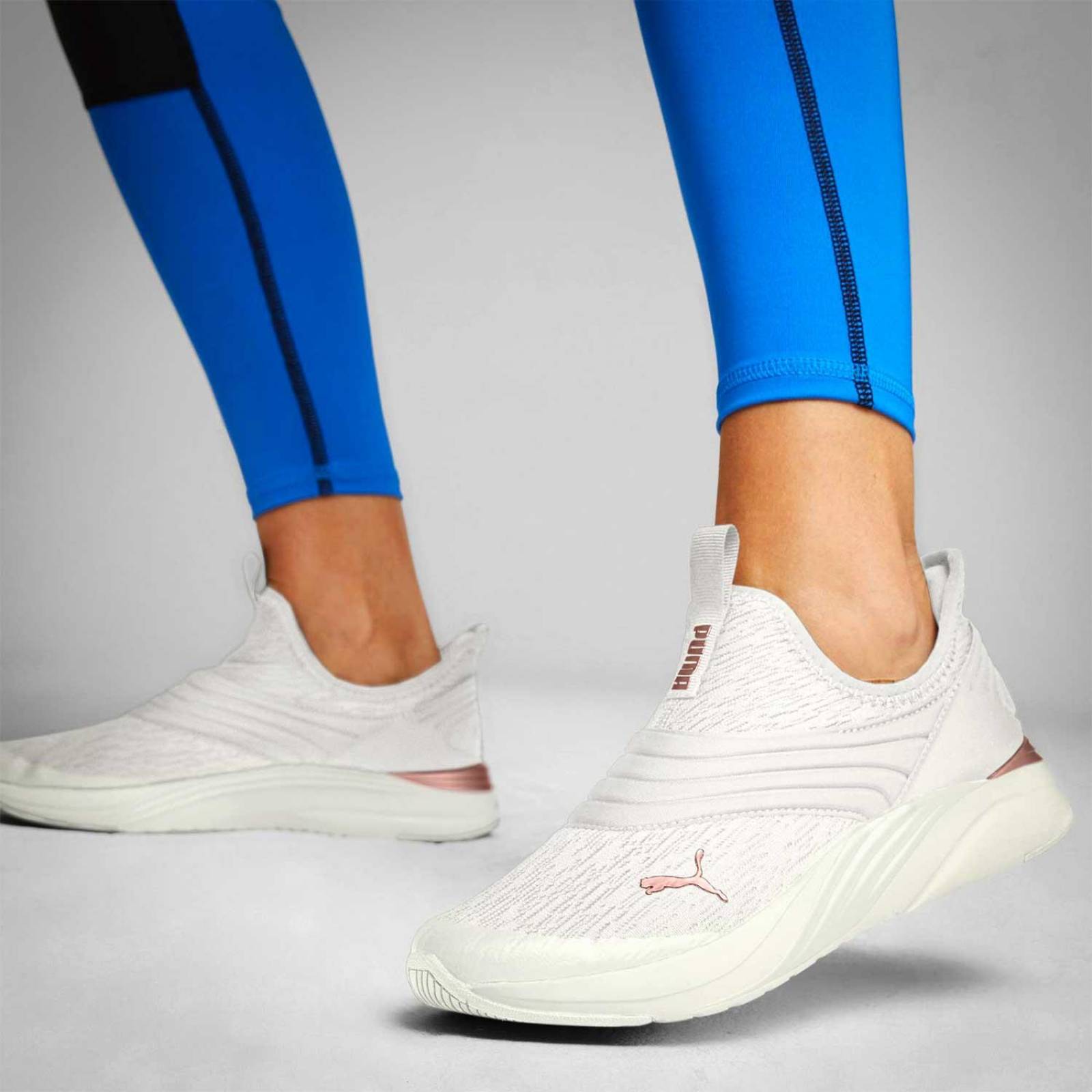 Tenis Puma Softride Sophia 2 Slip On - 37878902 - Blanco - Mujer 