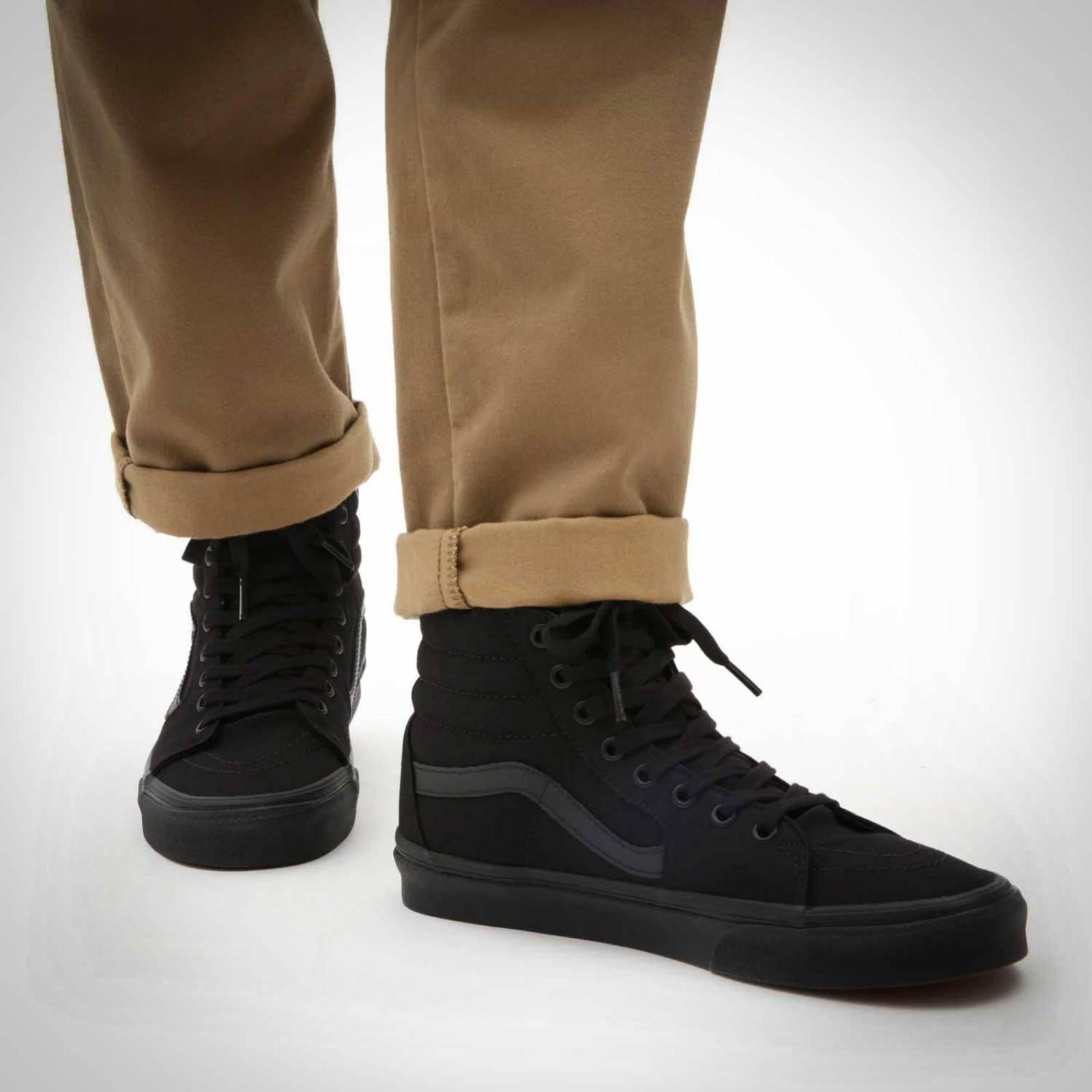 Tenis Vans SK8 Hi - 0TS9BJ4 - Negro - Unisex 