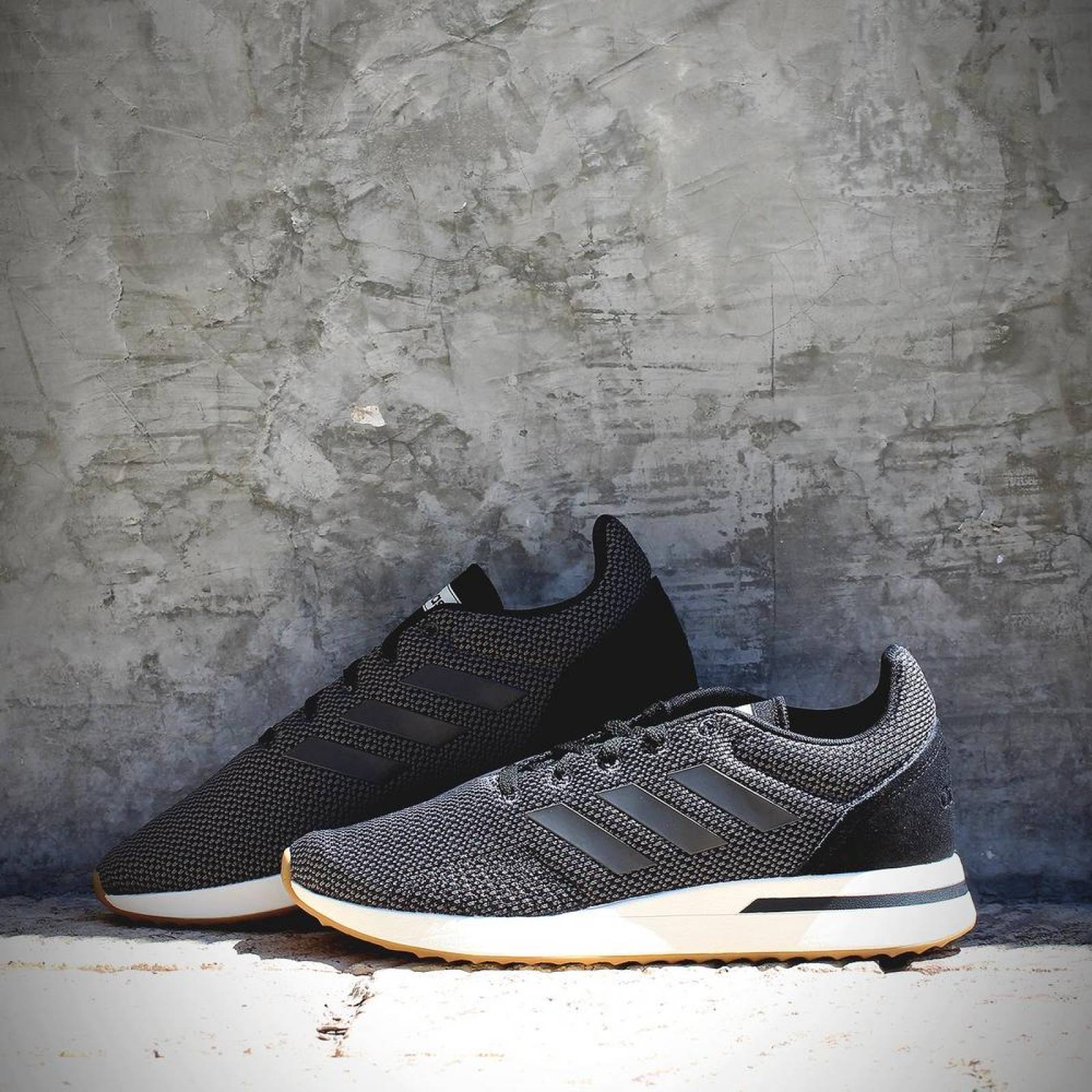 Tenis Adidas Run 70s - B96558 - Negro - Hombre 