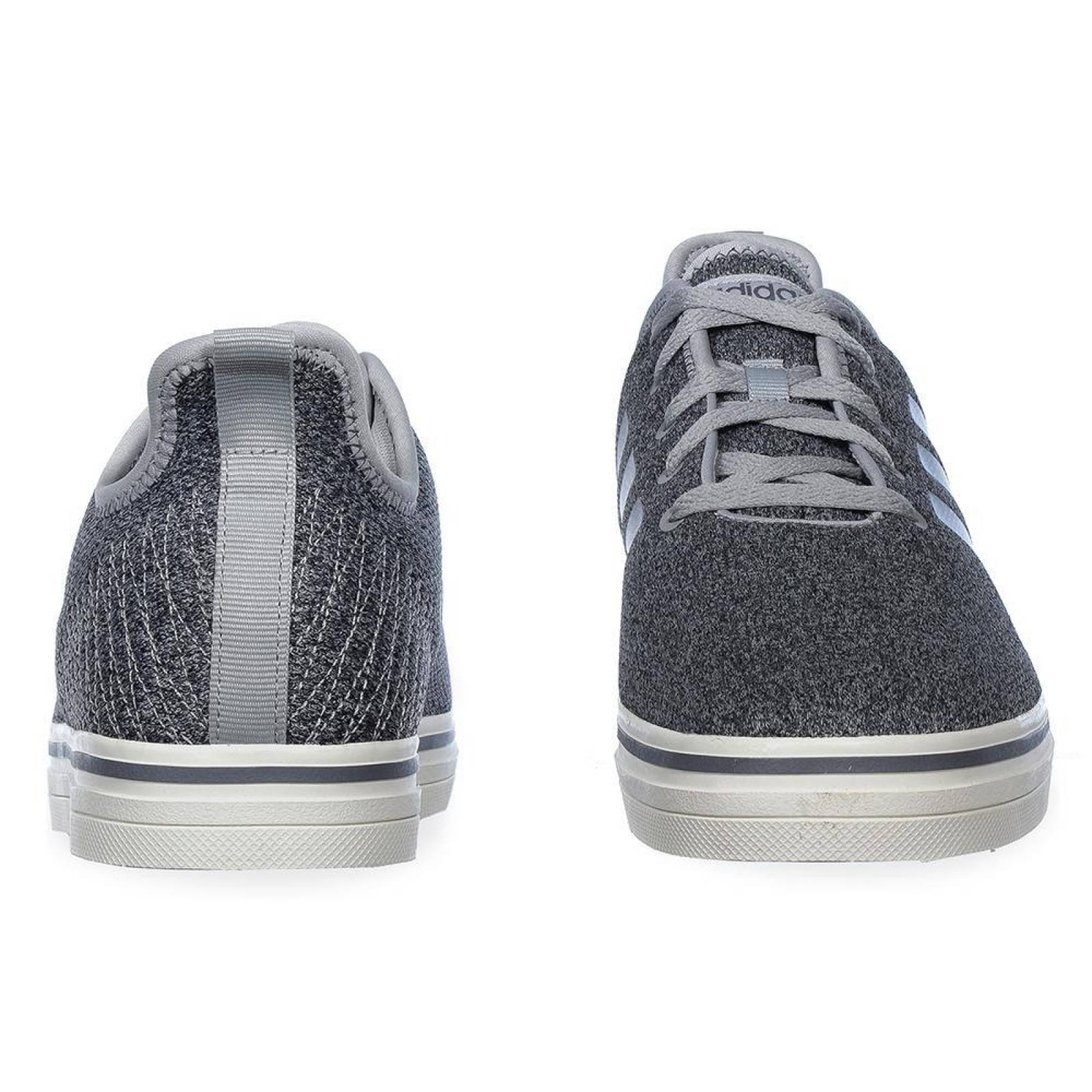 Tenis Adidas True Chill - DA9851 - Gris - Hombre 