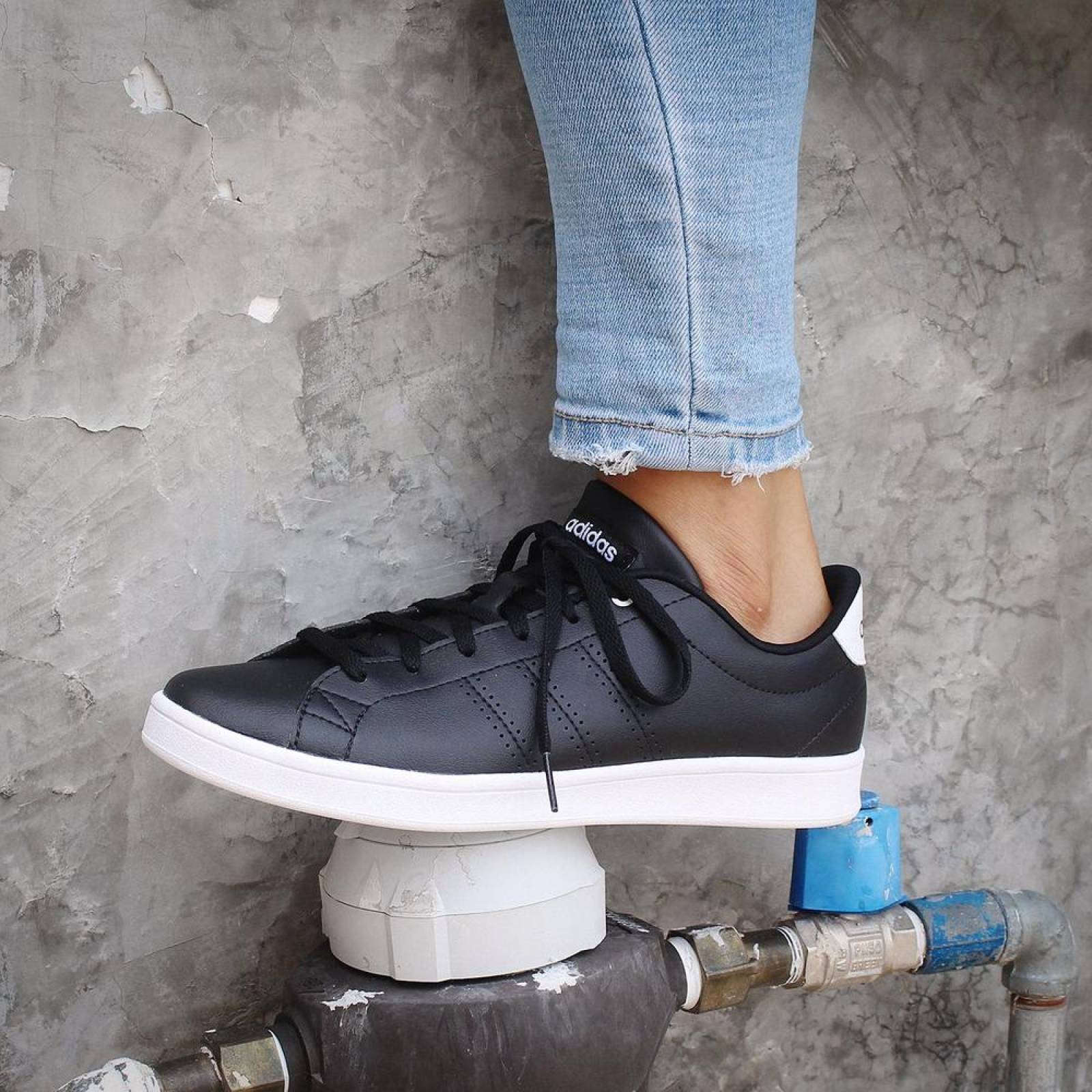 Tenis Adidas Advantage CL QT W - DB1370 - Negro - Mujer