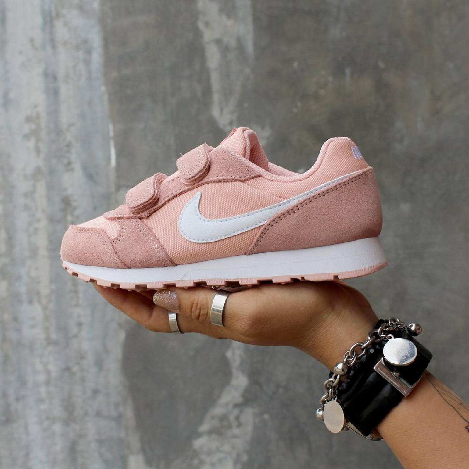 Tenis Nike MD Runner 2 PE - CD8525600 - Rosa - Niñas 