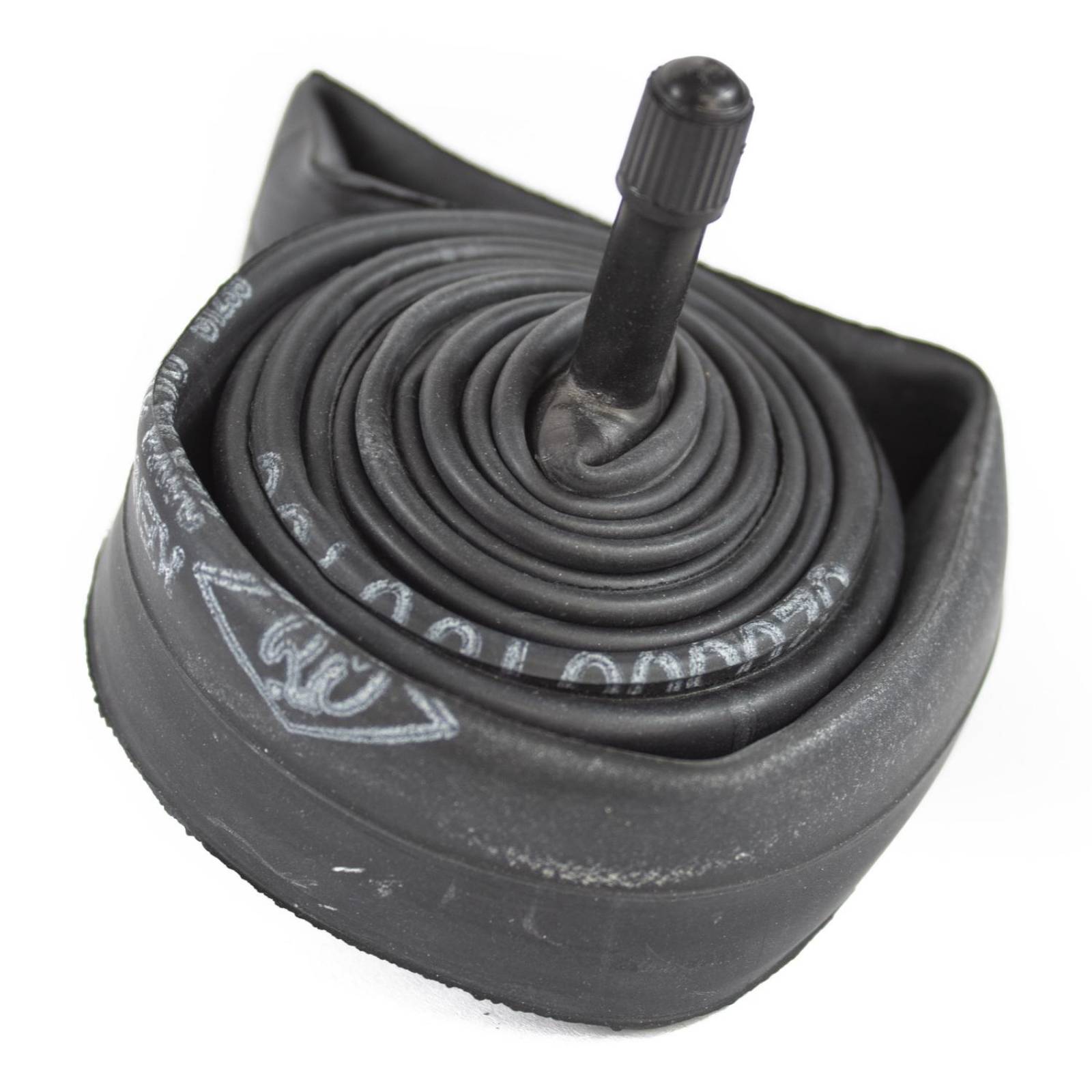 Camara para bicicleta R22x1-3/8 americana Estandar Benotto 