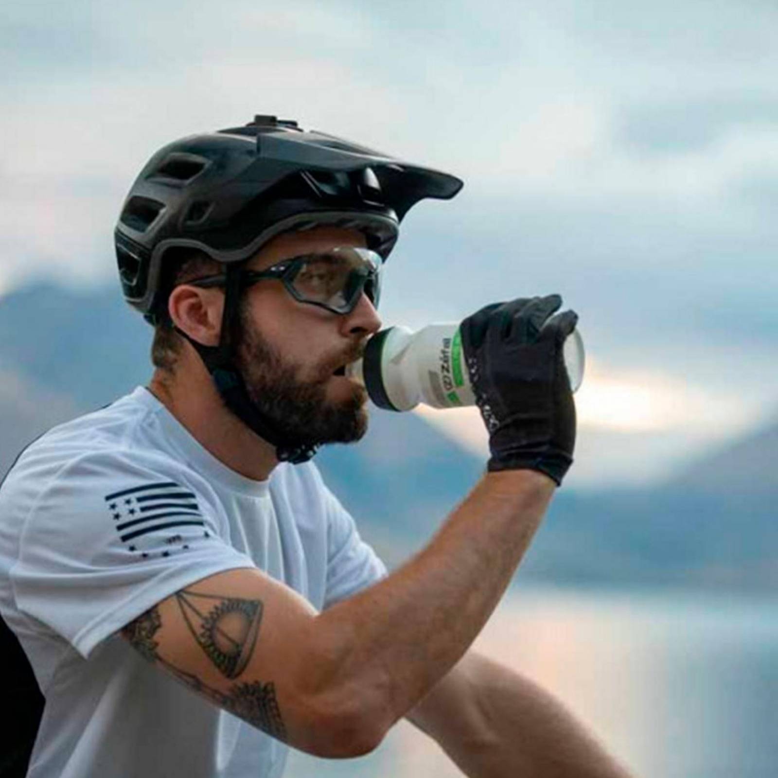 Anfora Botella para bicicleta 650ml SENSE PRO 65 Verde Zefal 