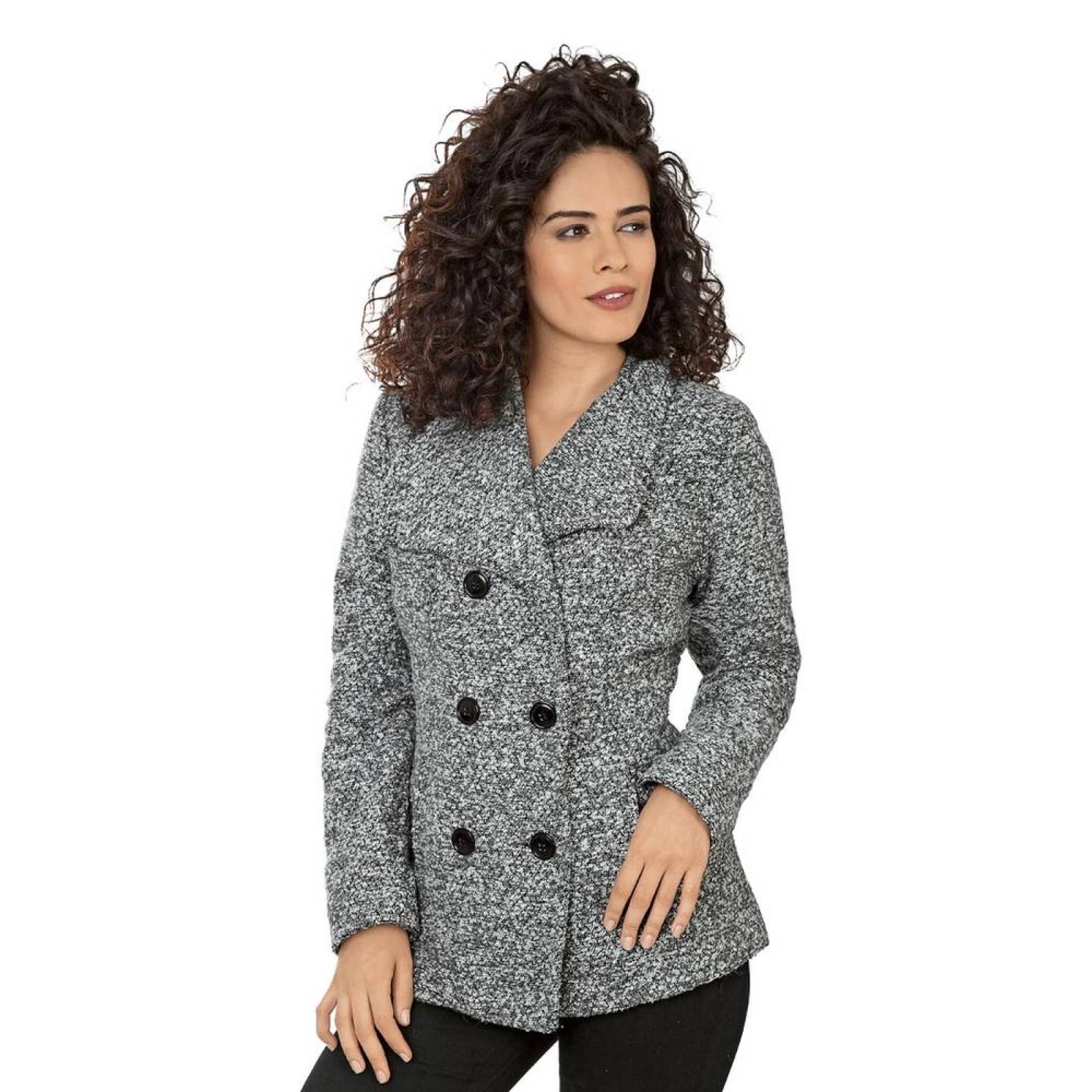 abrigo gris de mujer