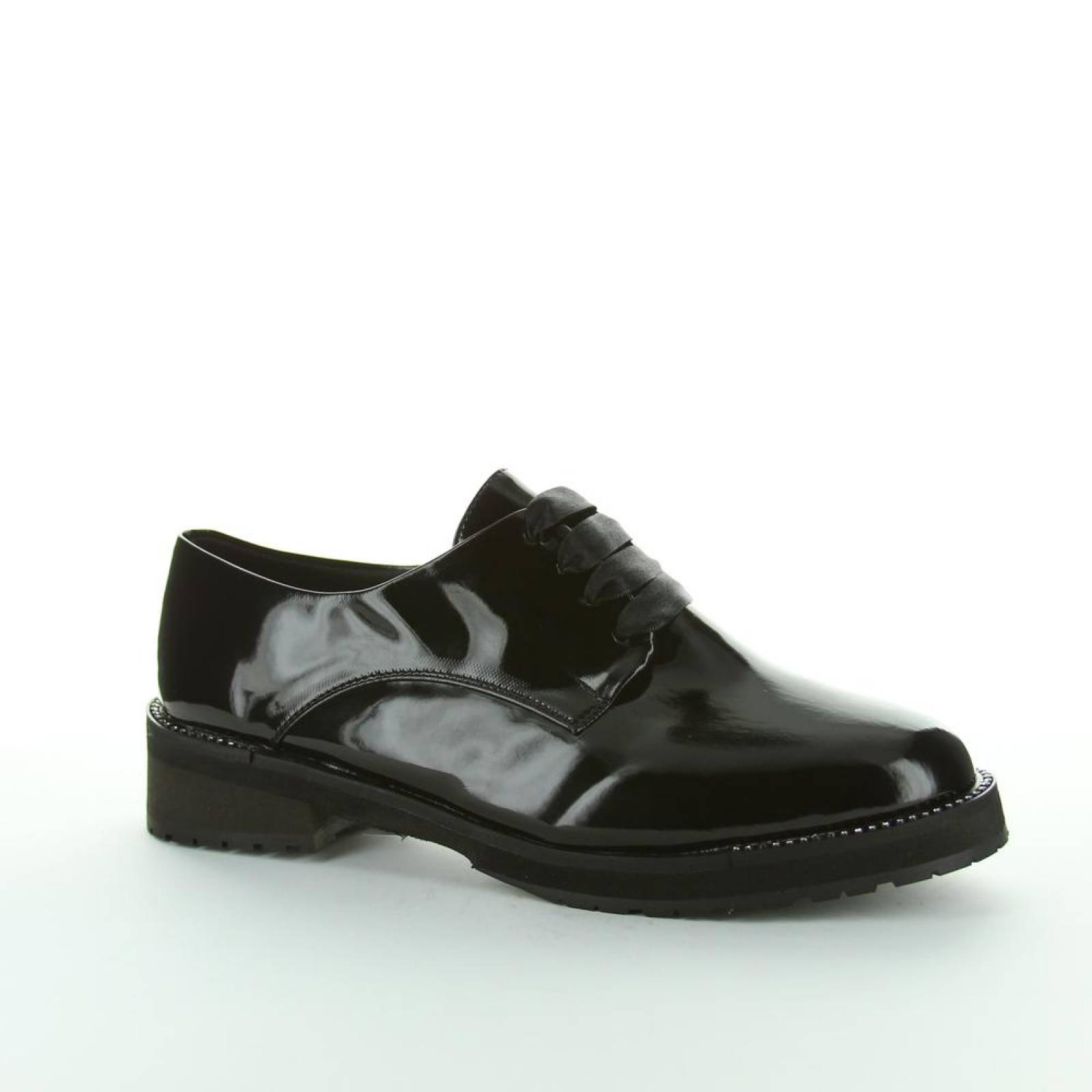 zapatos cerrados de mujer