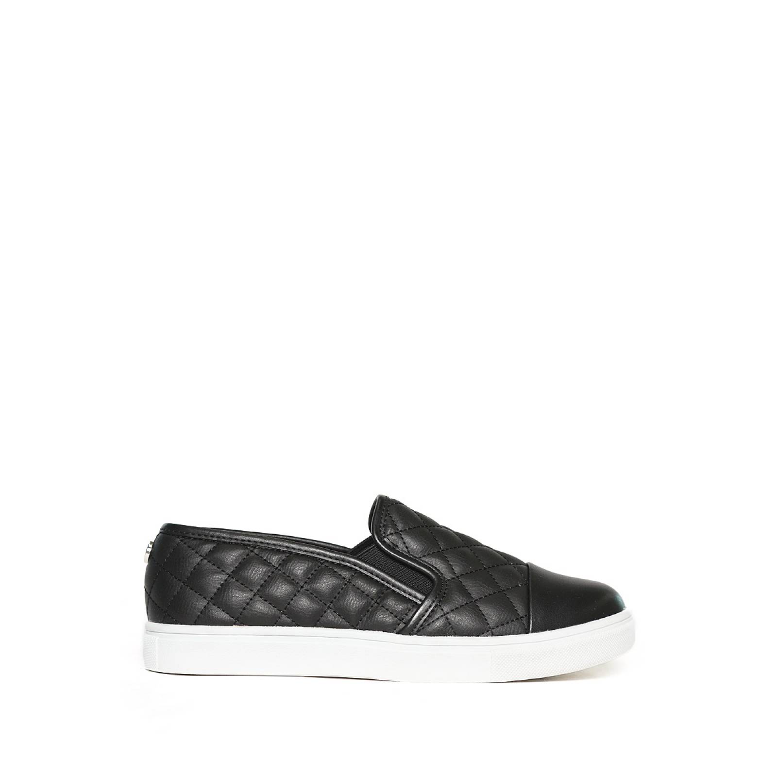 Tenis Negro by Steve Madden