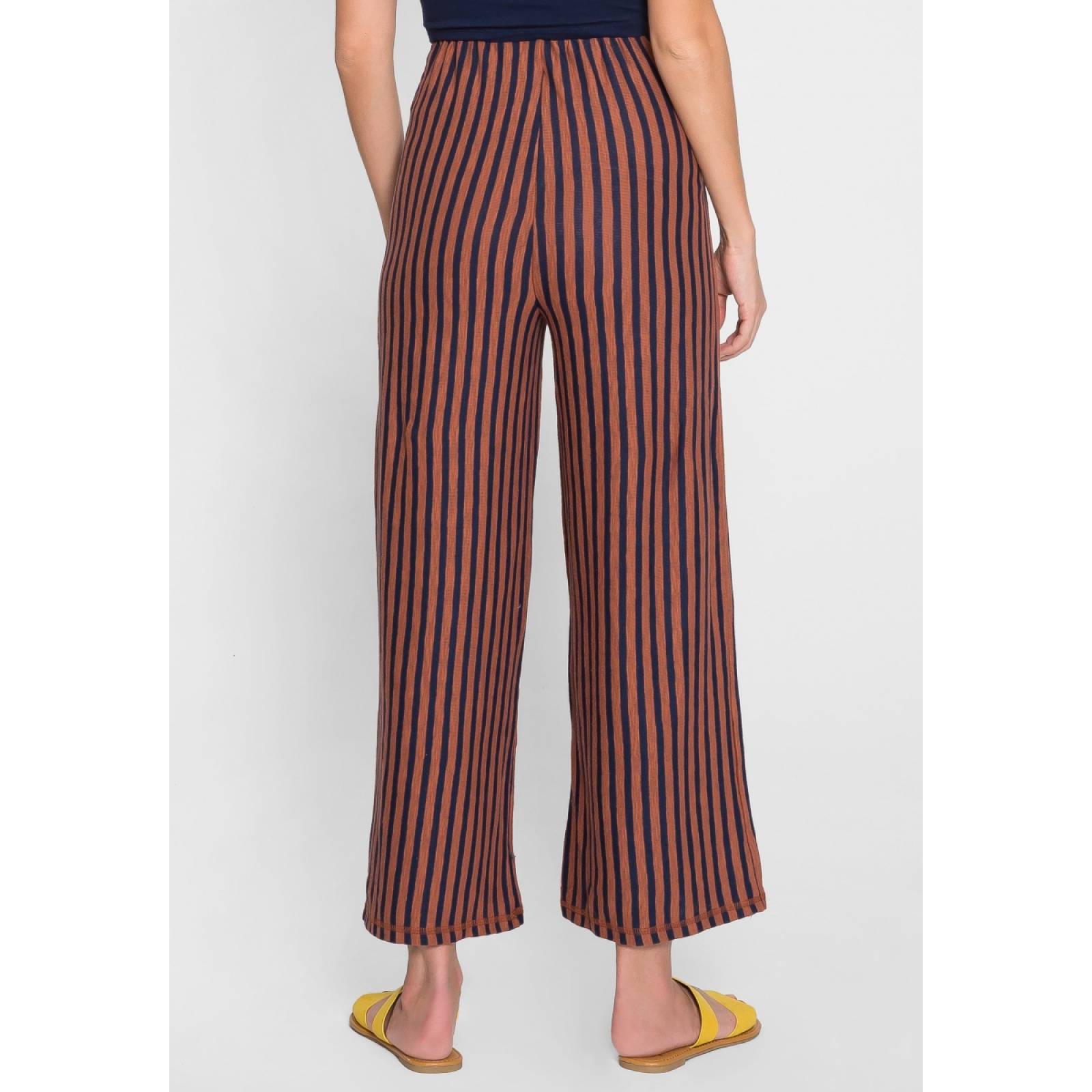 Pantalones rayados en naranja