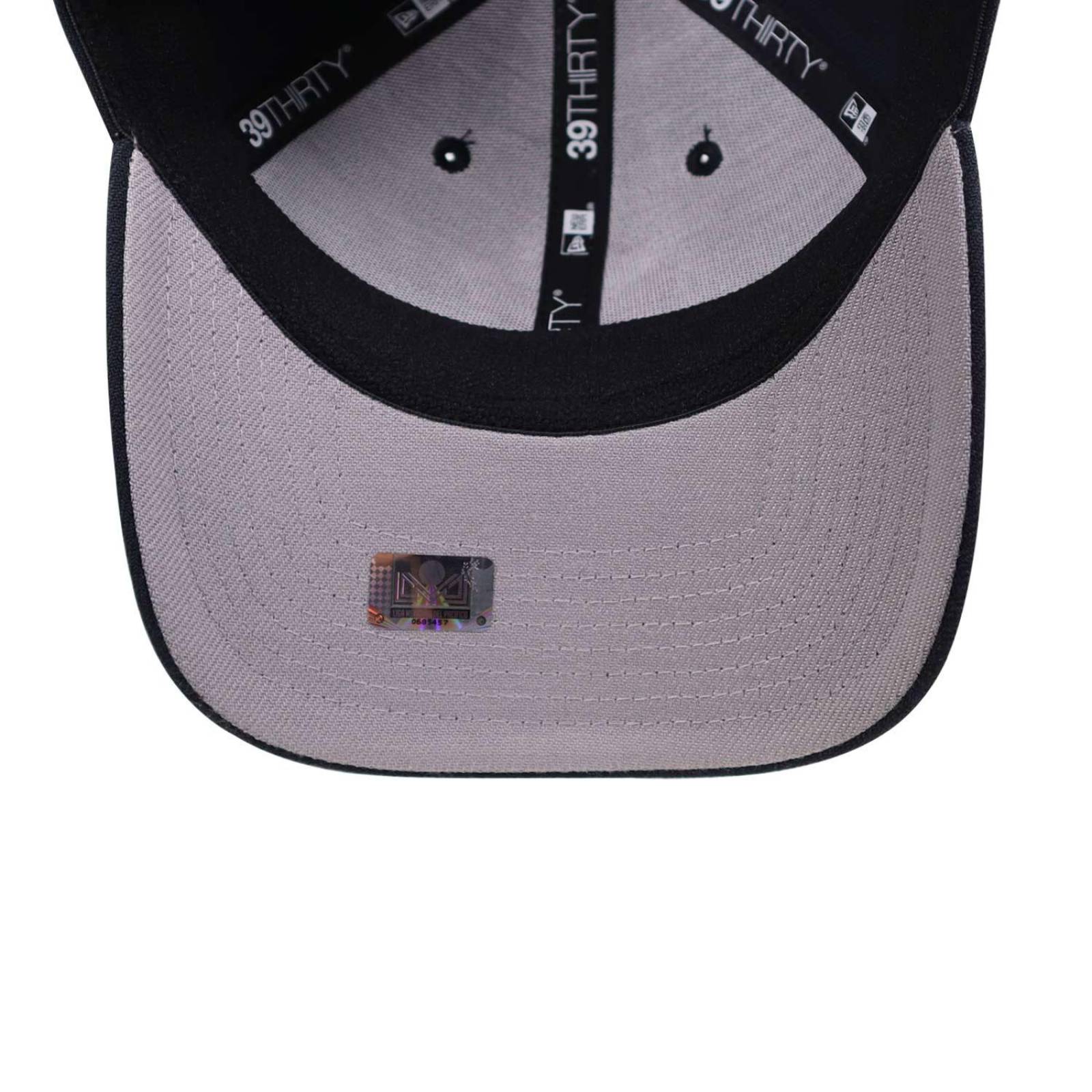 Gorra New Era 39 Thirty MLB Sultanes de Monterrey Negro Cerrada CH/M