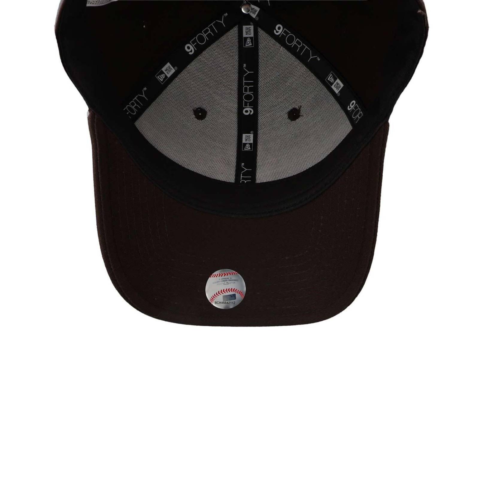 Gorra New Era 9 forty MLB League Essential Yankees Chocolate Unitalla
