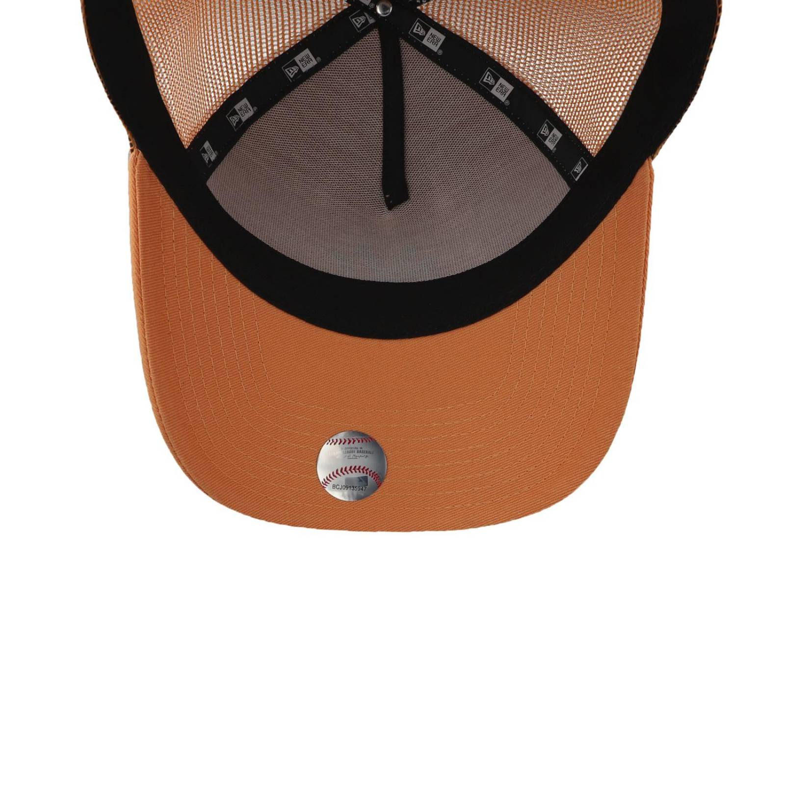 Gorra New Era 9 Forty MLB League Essential Trucker New York Yankees Naranja para niño 