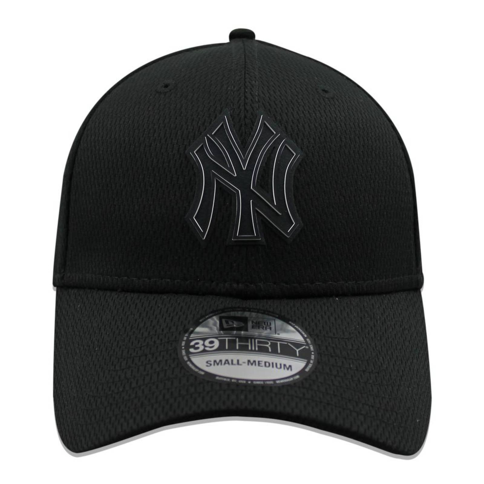 Gorra New Era 39 Thirty MLB Yankees Club House 2019 Negro 