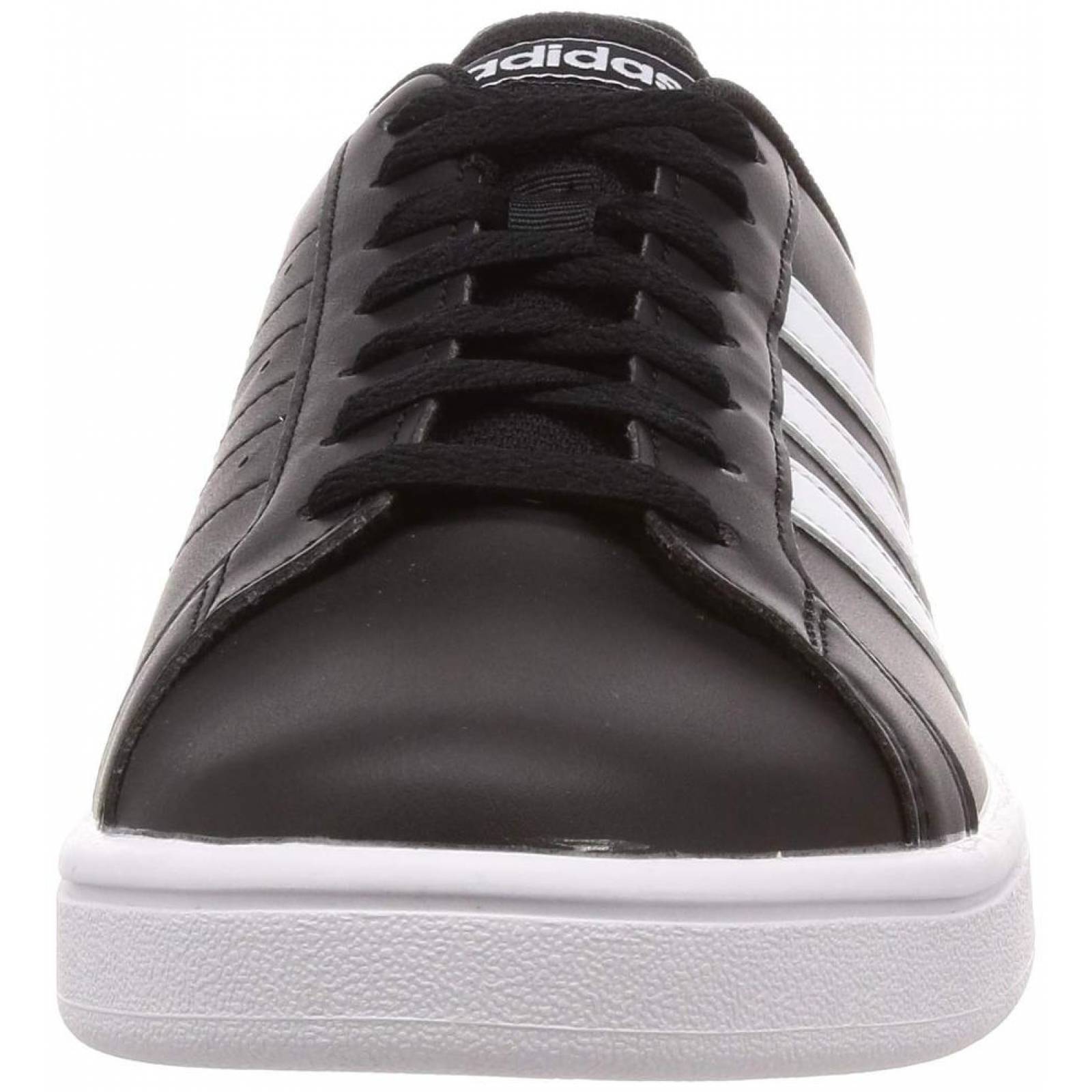 adidas negros con franjas blancas