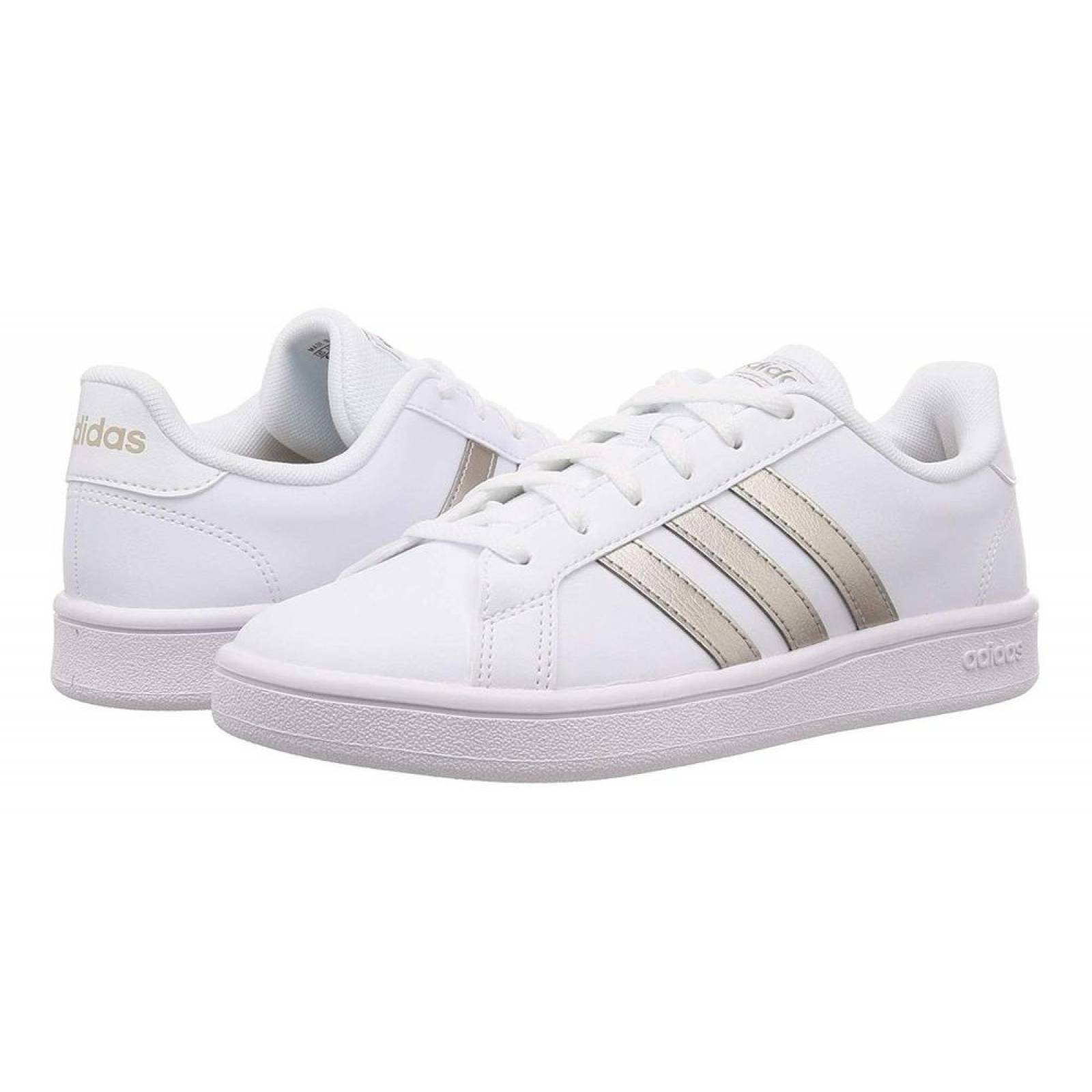 adidas blancos con dorado para mujer