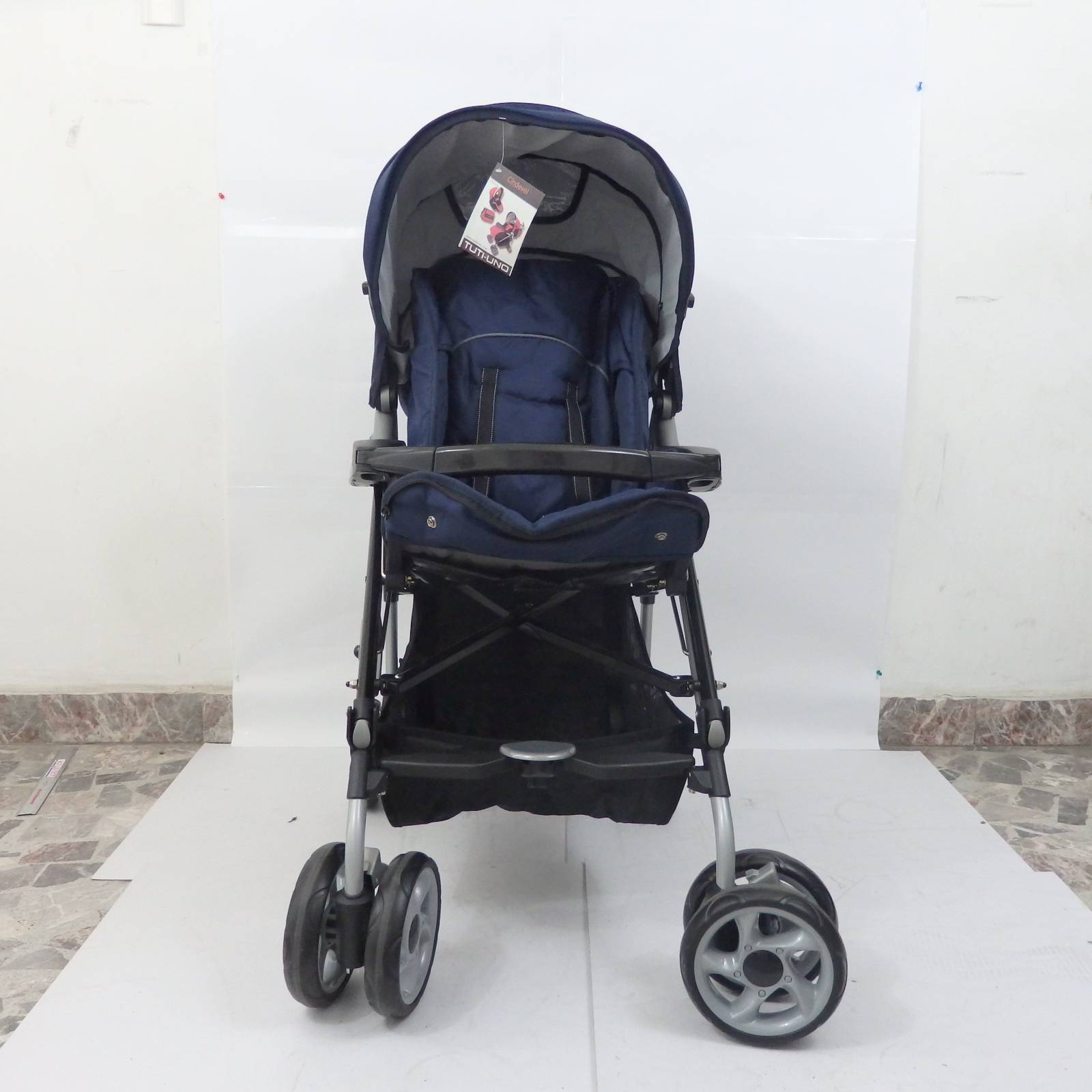Carreola reclinable +   Bolso Pañalera Moderna + Silla Auto