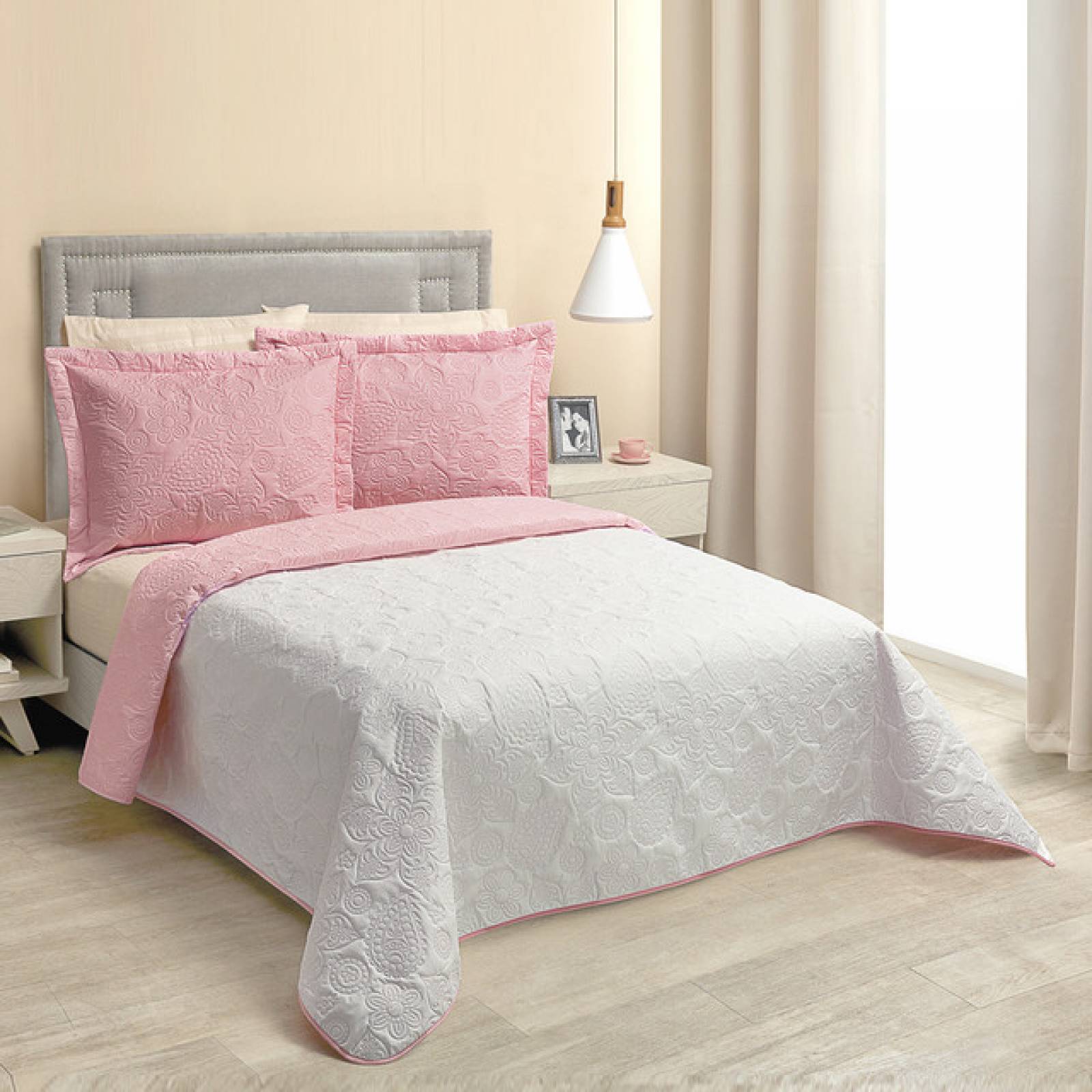 EdredÃ³n Capitonado Dos Vista Matrimonial Rosa Genova.