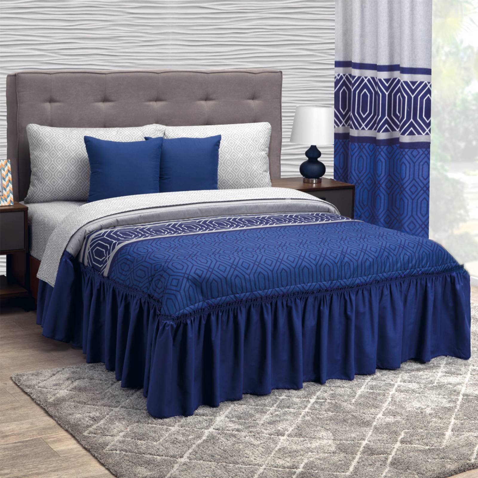 Colcha Con Cojines  King Size Azul Marino Lugo.