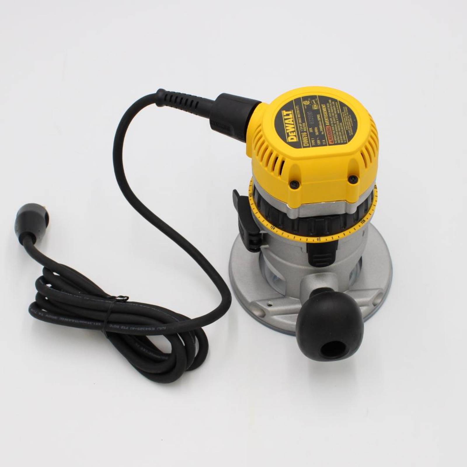 Router 13/4Hp 750W DeWalt DW616