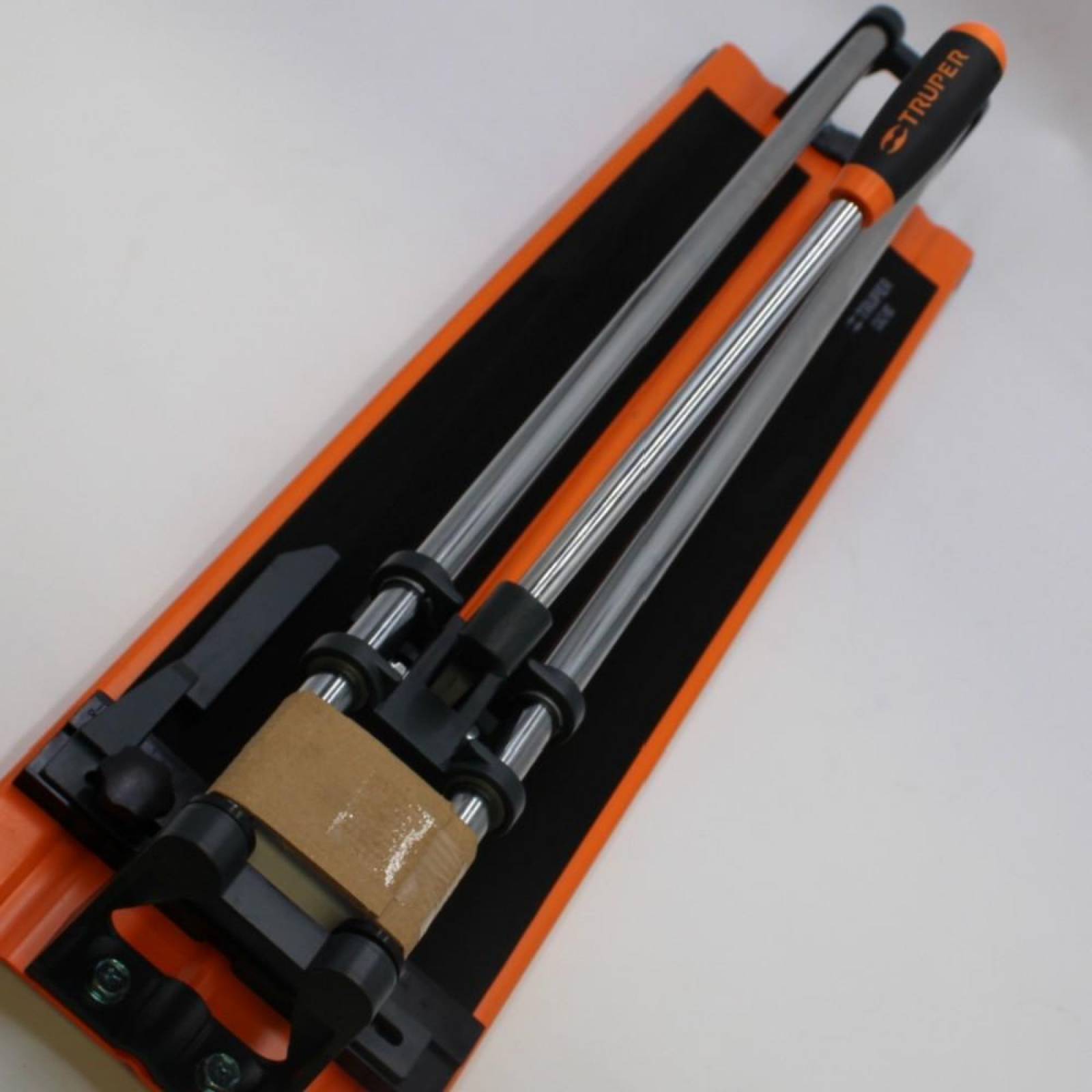 Cortador de azulejo de 24" (60 cm), Truper 