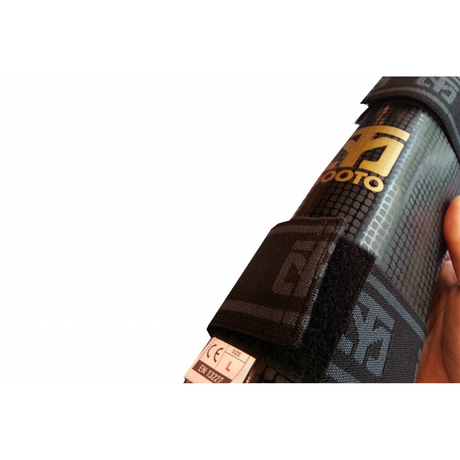 Set de Antebracera con Codera y Espinilleras Extera - Mooto