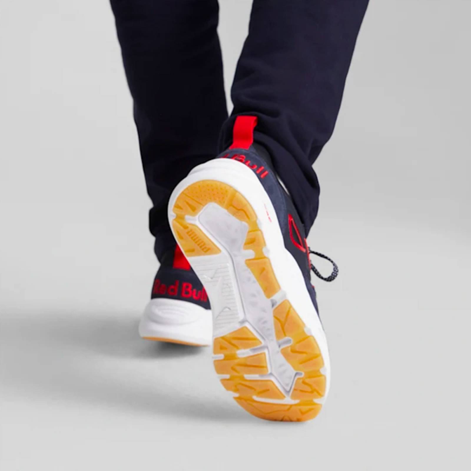 Tenis Puma Red Bull Racing TRC Blaze Hombre 307293 01