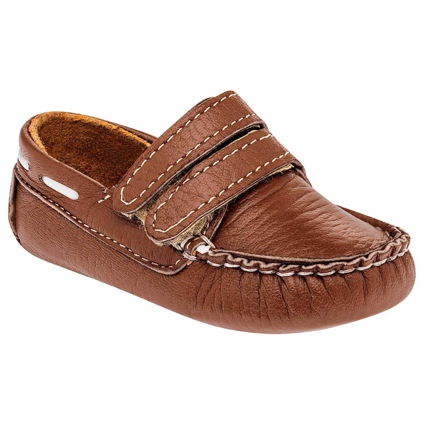 Acertijo zapato casual color camel niño beb camel codigo 700681