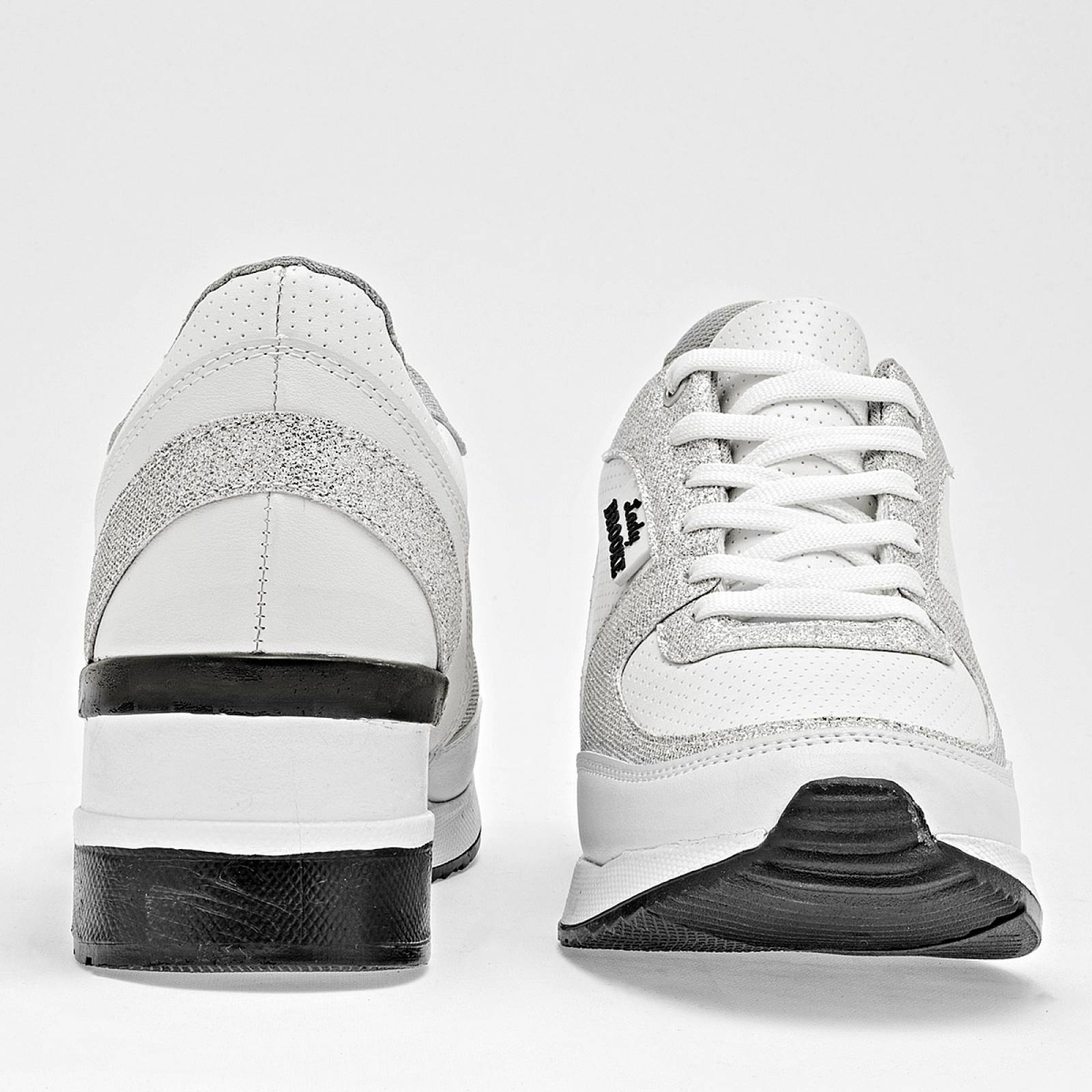 Sugo Tenis urbano para mujer blanco plata Codigo 126143E
