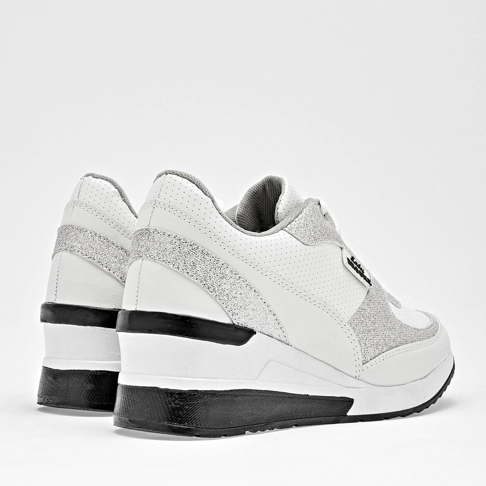 Sugo Tenis urbano para mujer blanco plata Codigo 126143E
