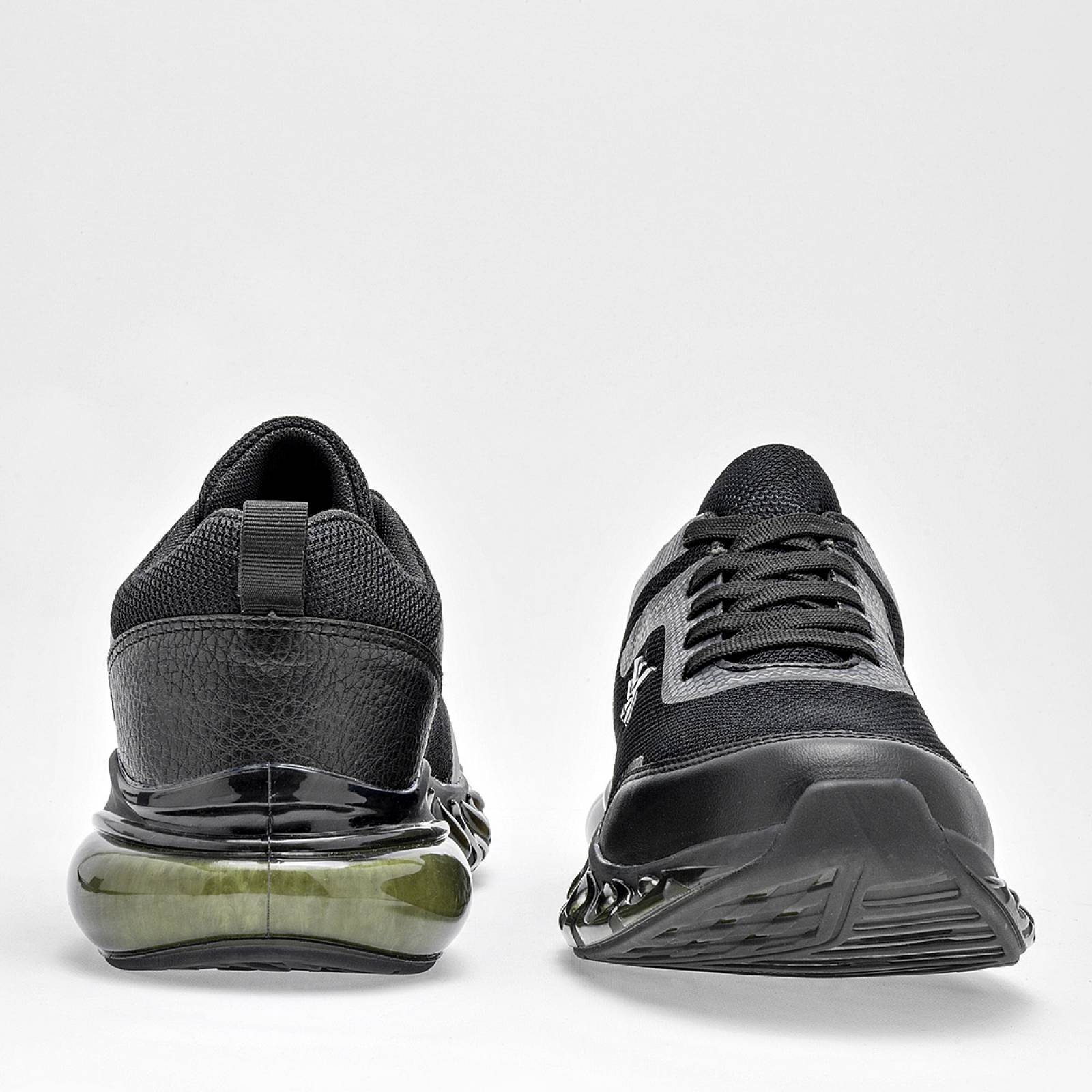 Makkena Tenis deportivo para hombre negro Codigo 125395F